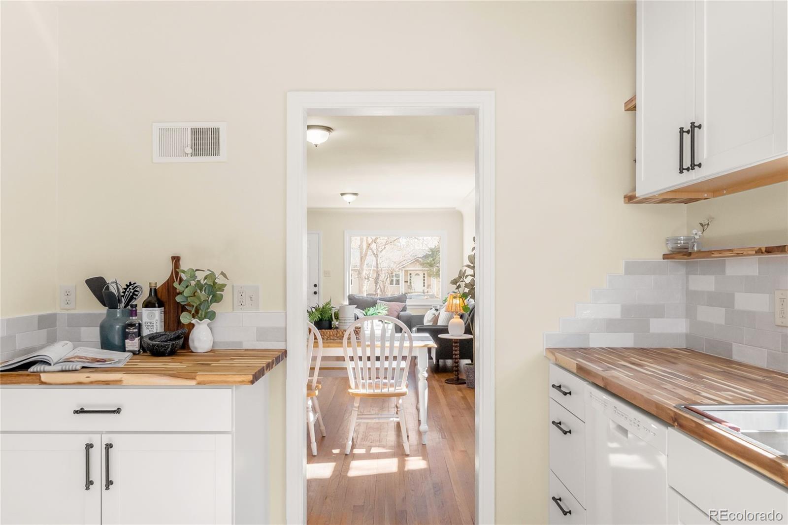 MLS Image #8 for 631 s grant avenue,fort collins, Colorado
