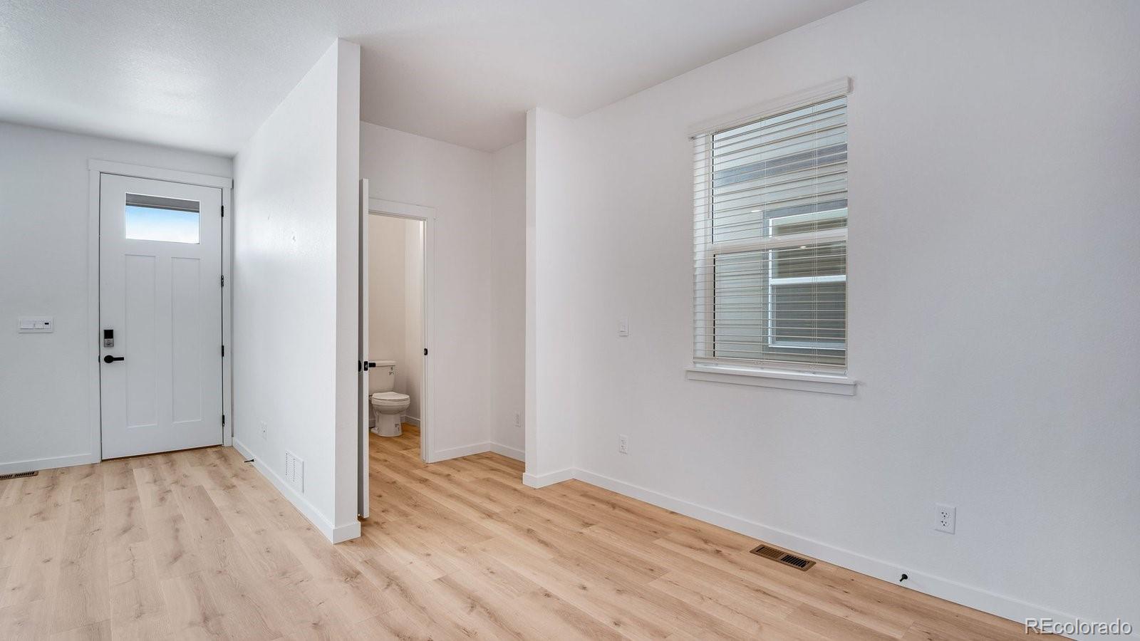 MLS Image #15 for 22544 e 6th place,aurora, Colorado