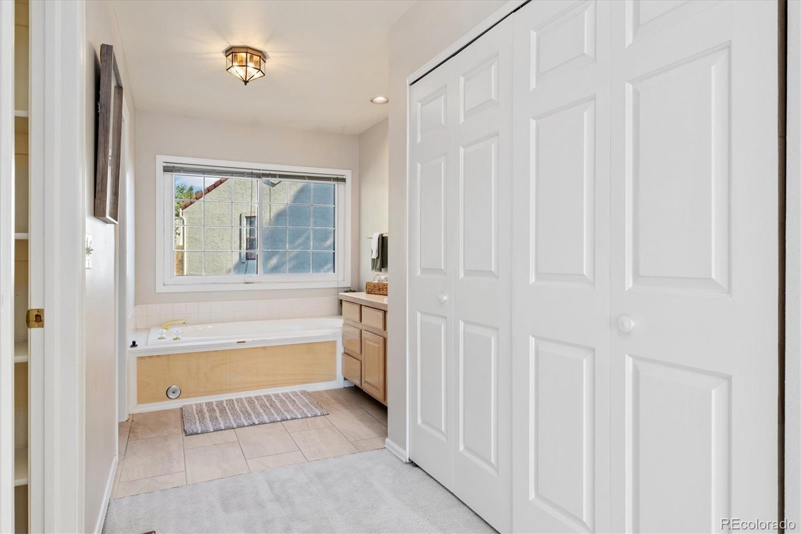 MLS Image #15 for 1530 s quebec way 30,denver, Colorado