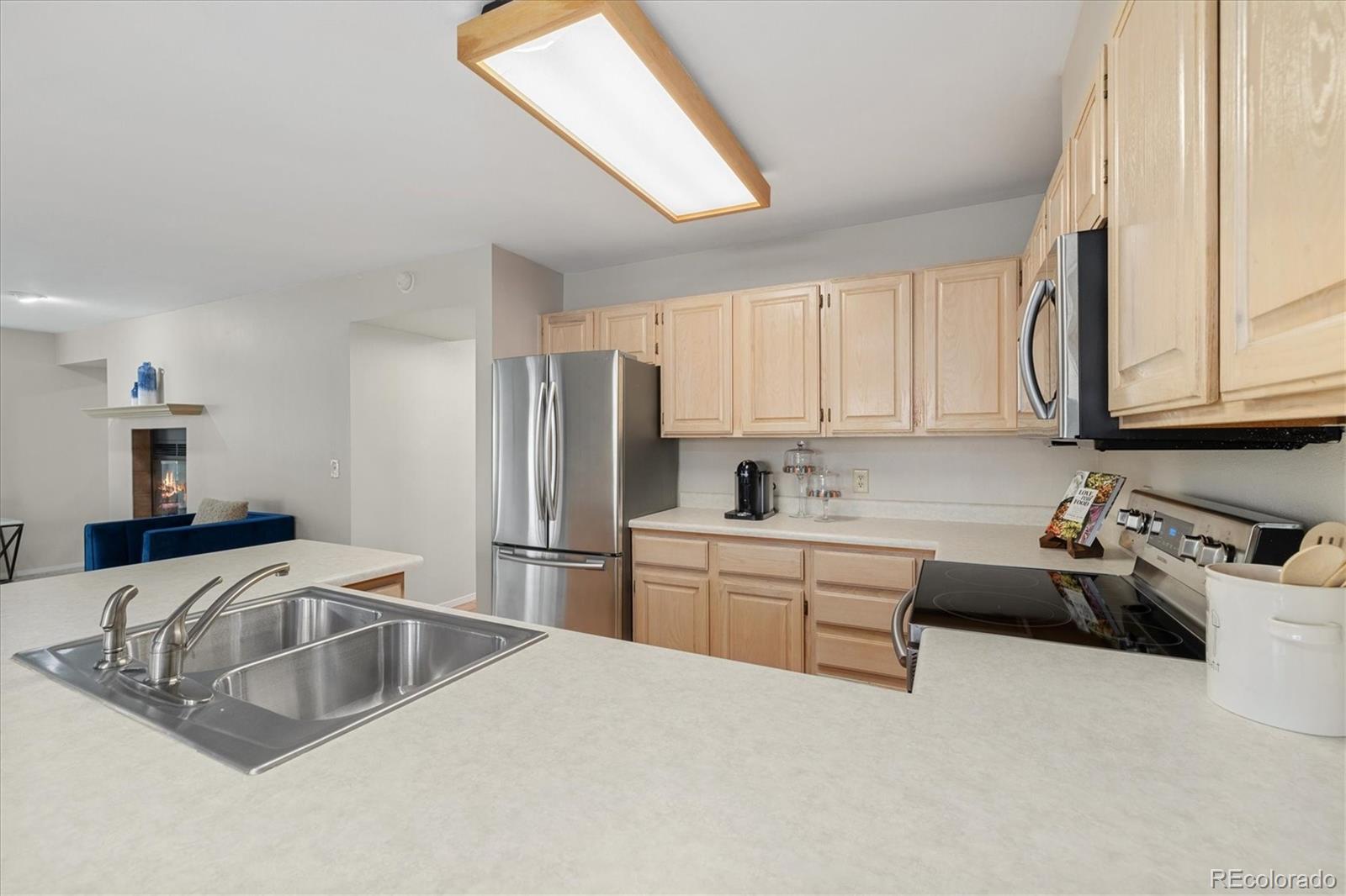 MLS Image #19 for 1530 s quebec way 30,denver, Colorado