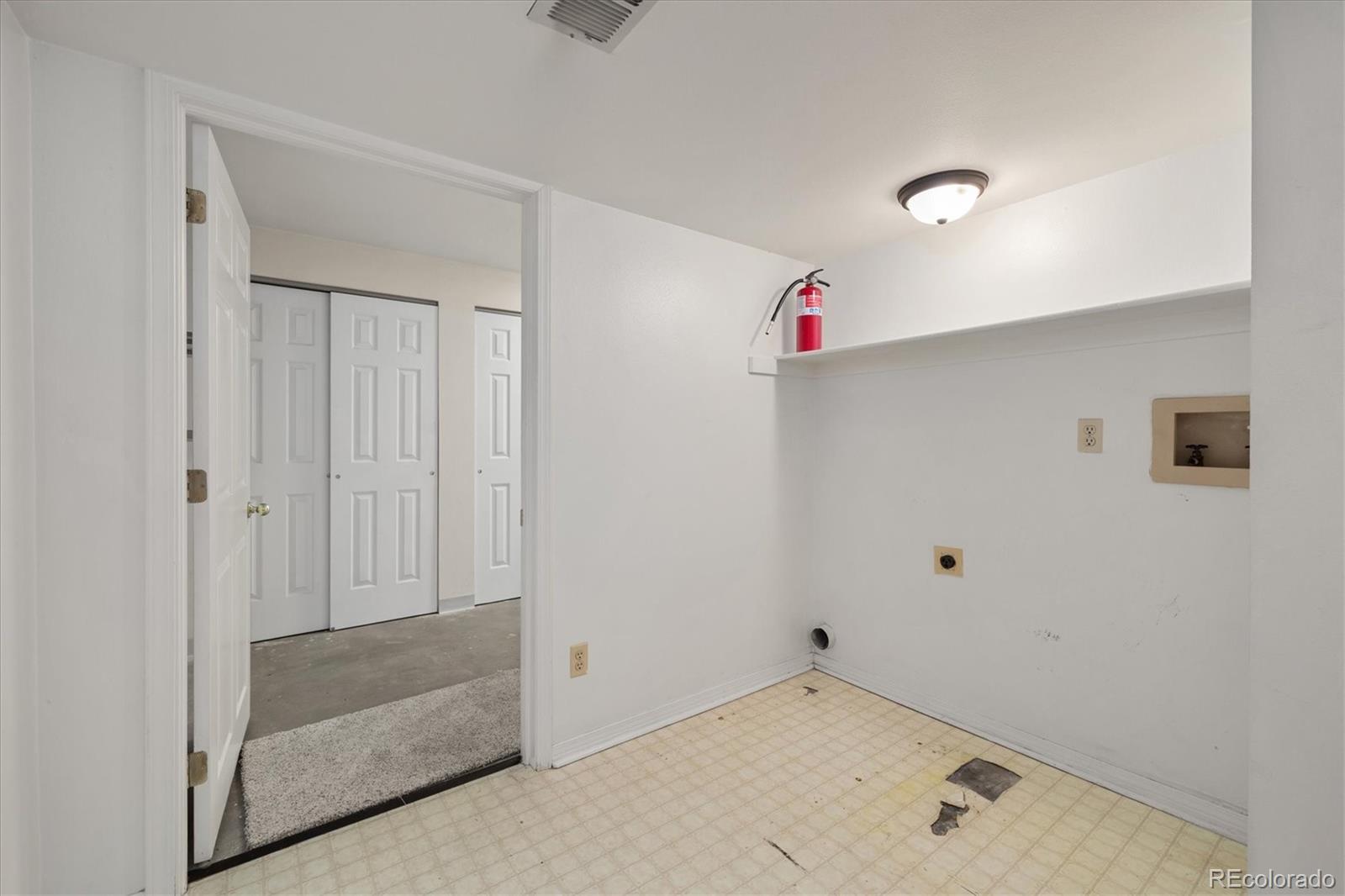 MLS Image #6 for 1530 s quebec way 30,denver, Colorado