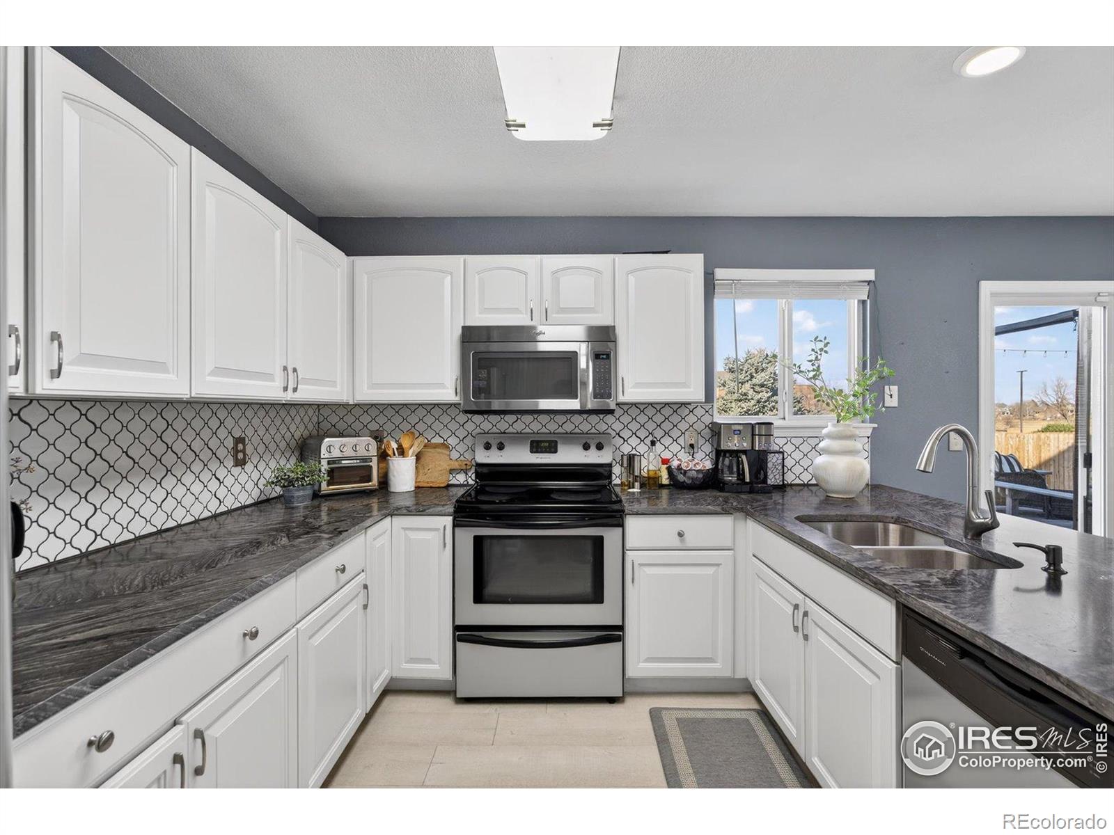 MLS Image #8 for 10516  sunburst avenue,firestone, Colorado