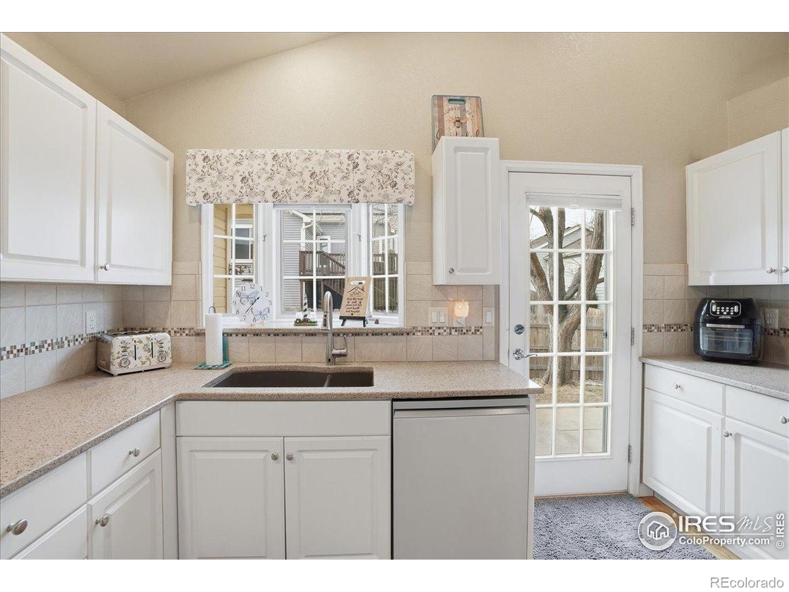 MLS Image #15 for 321  53rd avenue,greeley, Colorado