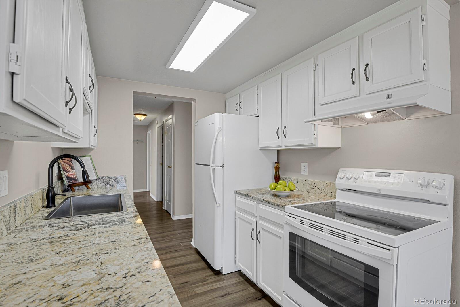 MLS Image #6 for 17361 e mansfield avenue,aurora, Colorado