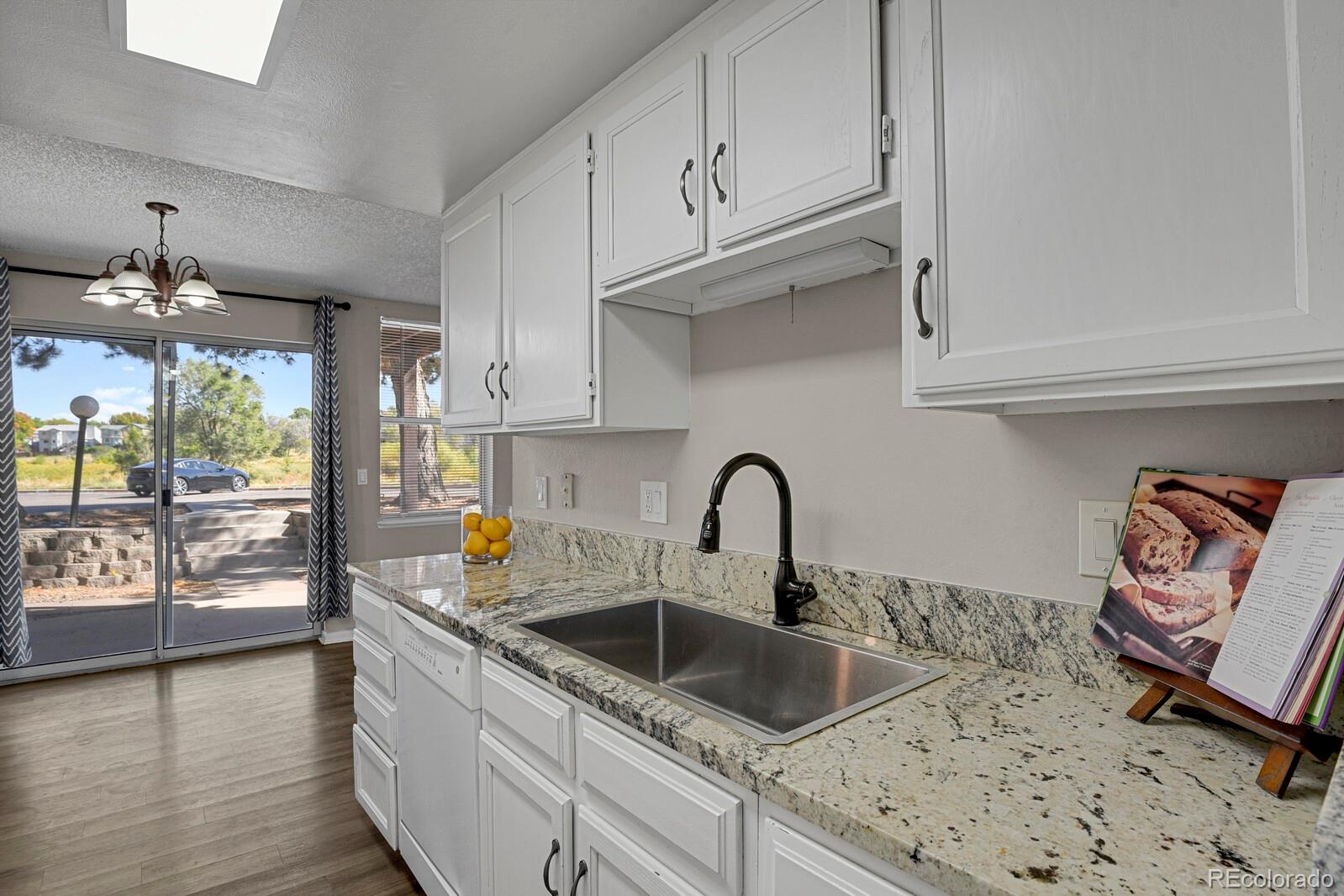 MLS Image #8 for 17361 e mansfield avenue,aurora, Colorado