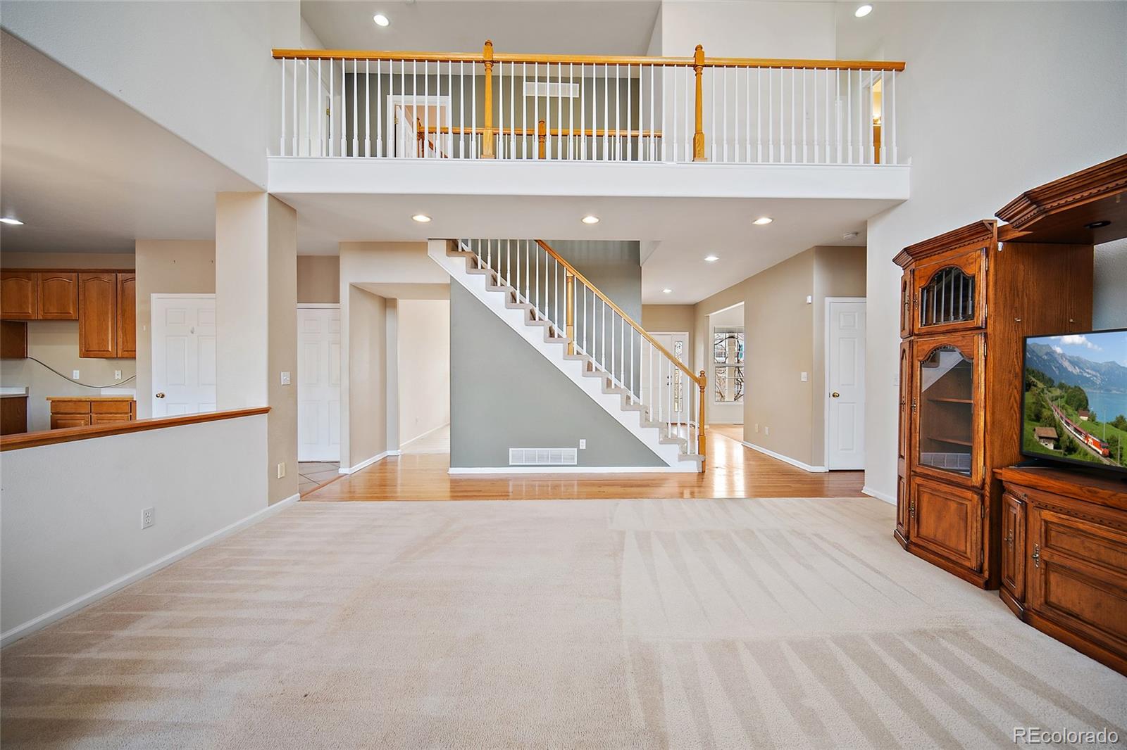 MLS Image #16 for 396  caprice court,colorado springs, Colorado