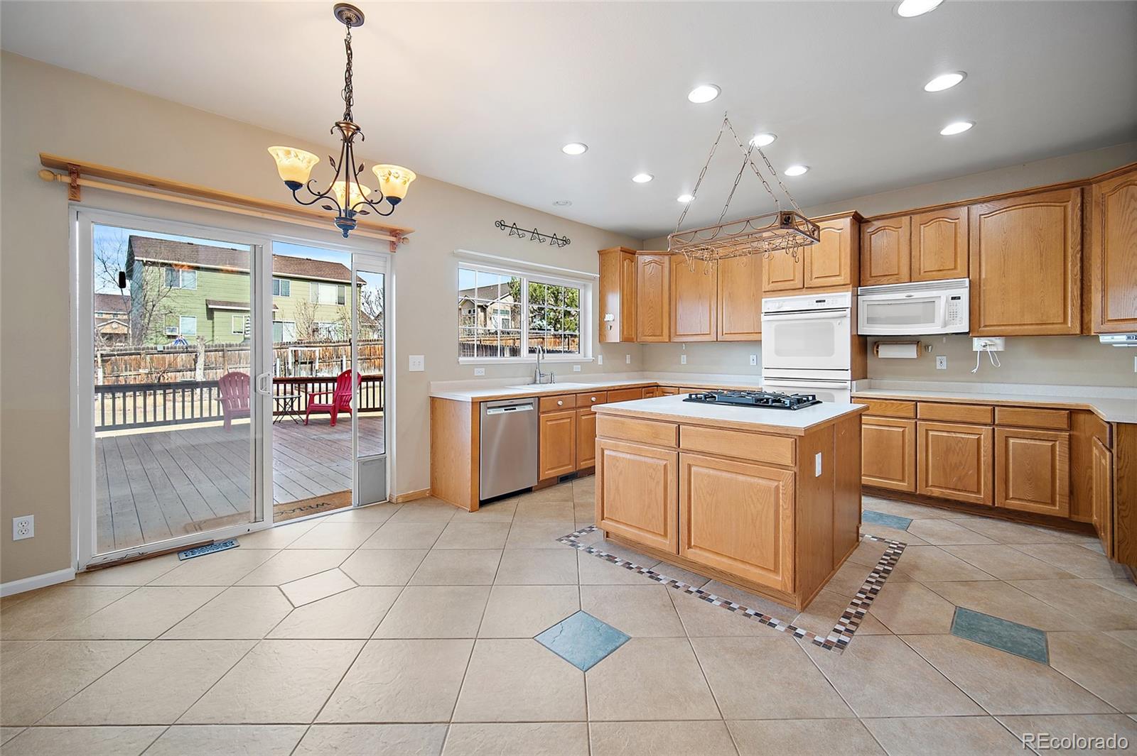 MLS Image #17 for 396  caprice court,colorado springs, Colorado