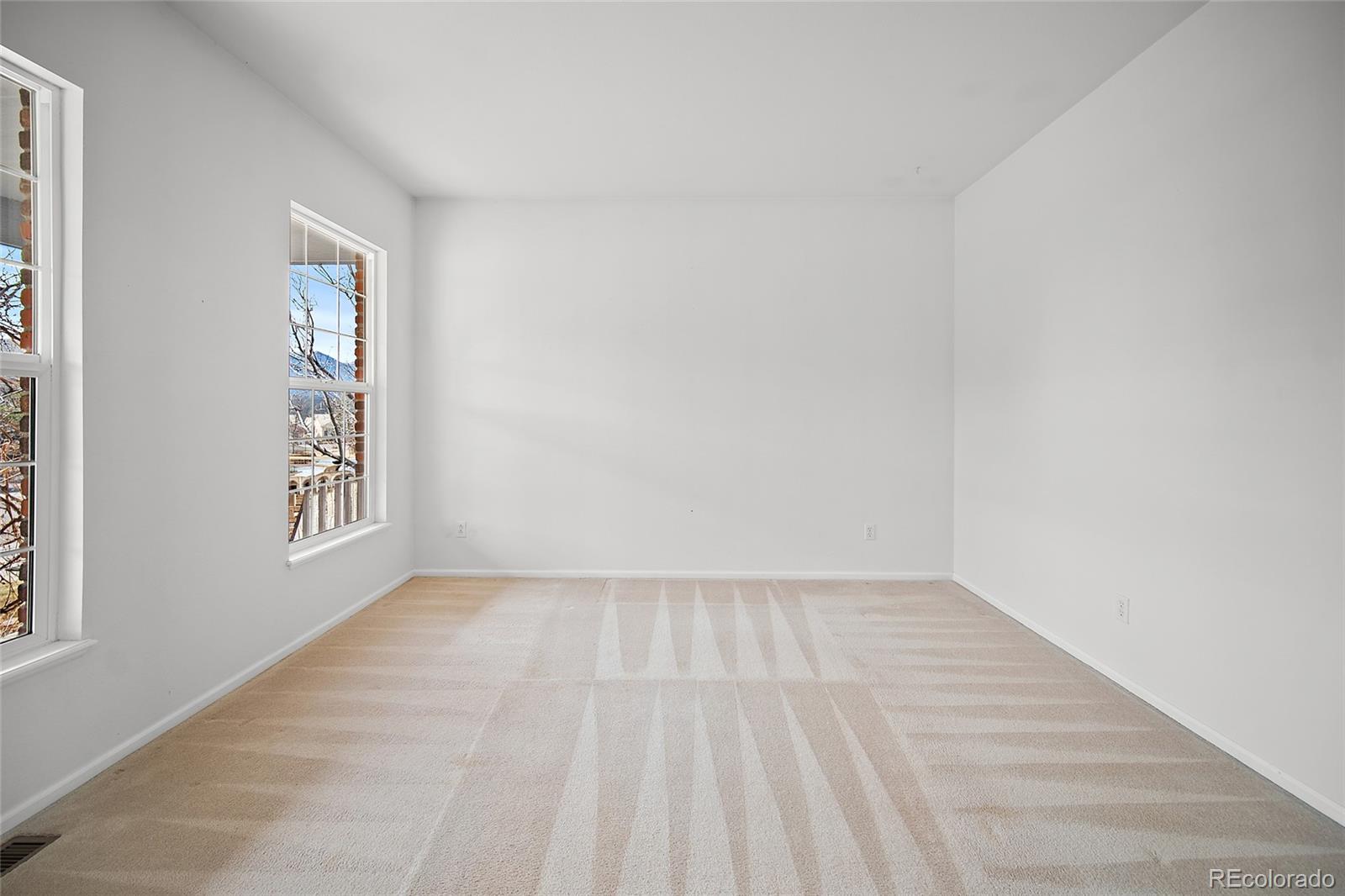 MLS Image #5 for 396  caprice court,colorado springs, Colorado