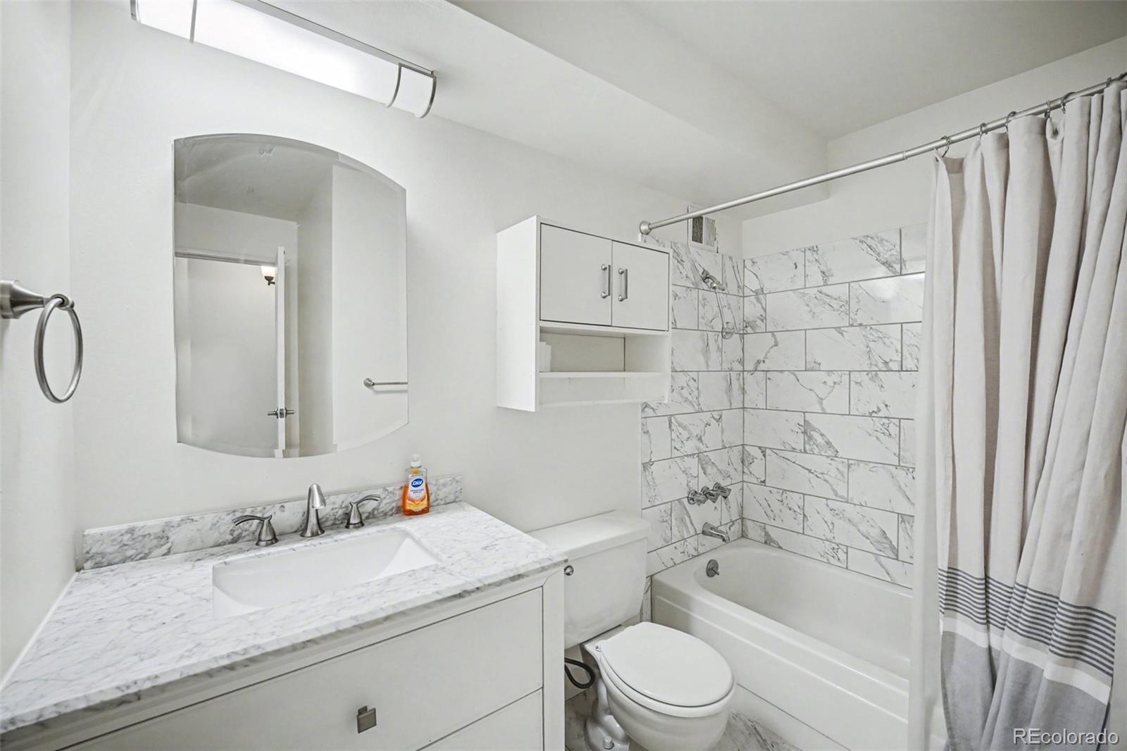 MLS Image #17 for 3465 s poplar street 306,denver, Colorado