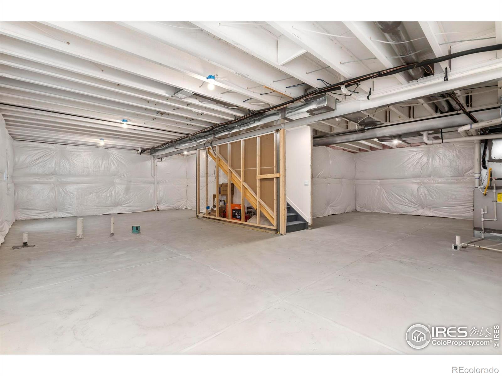 MLS Image #36 for 1800  westport avenue,berthoud, Colorado