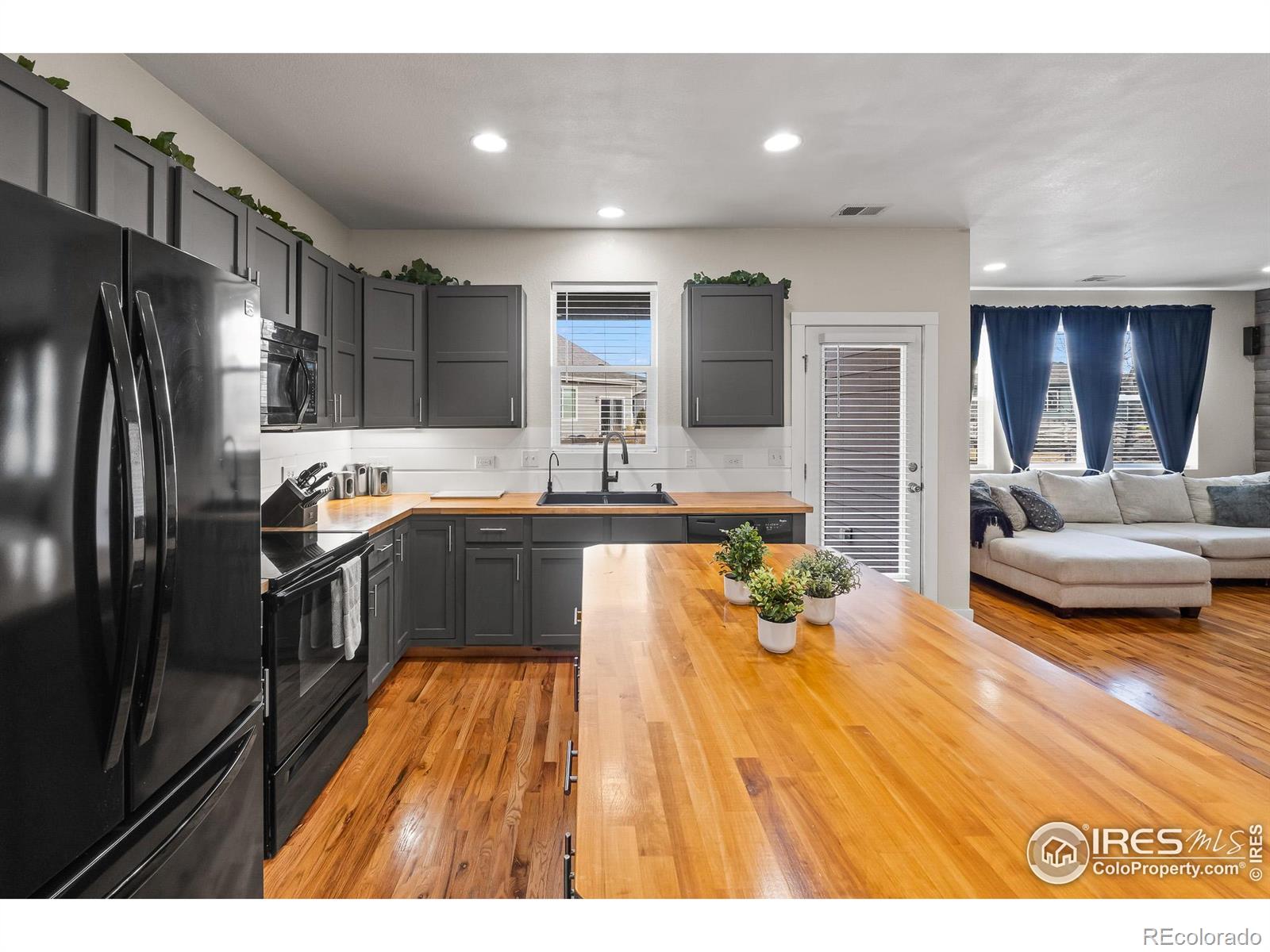 MLS Image #14 for 2014  winamac drive,fort collins, Colorado