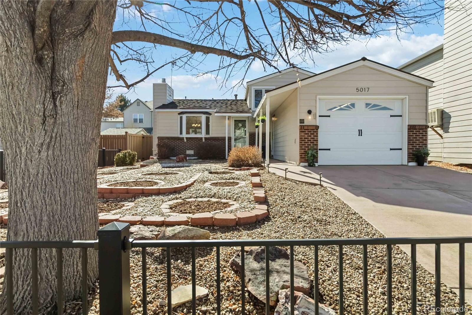 MLS Image #3 for 5017 s quintero circle,aurora, Colorado