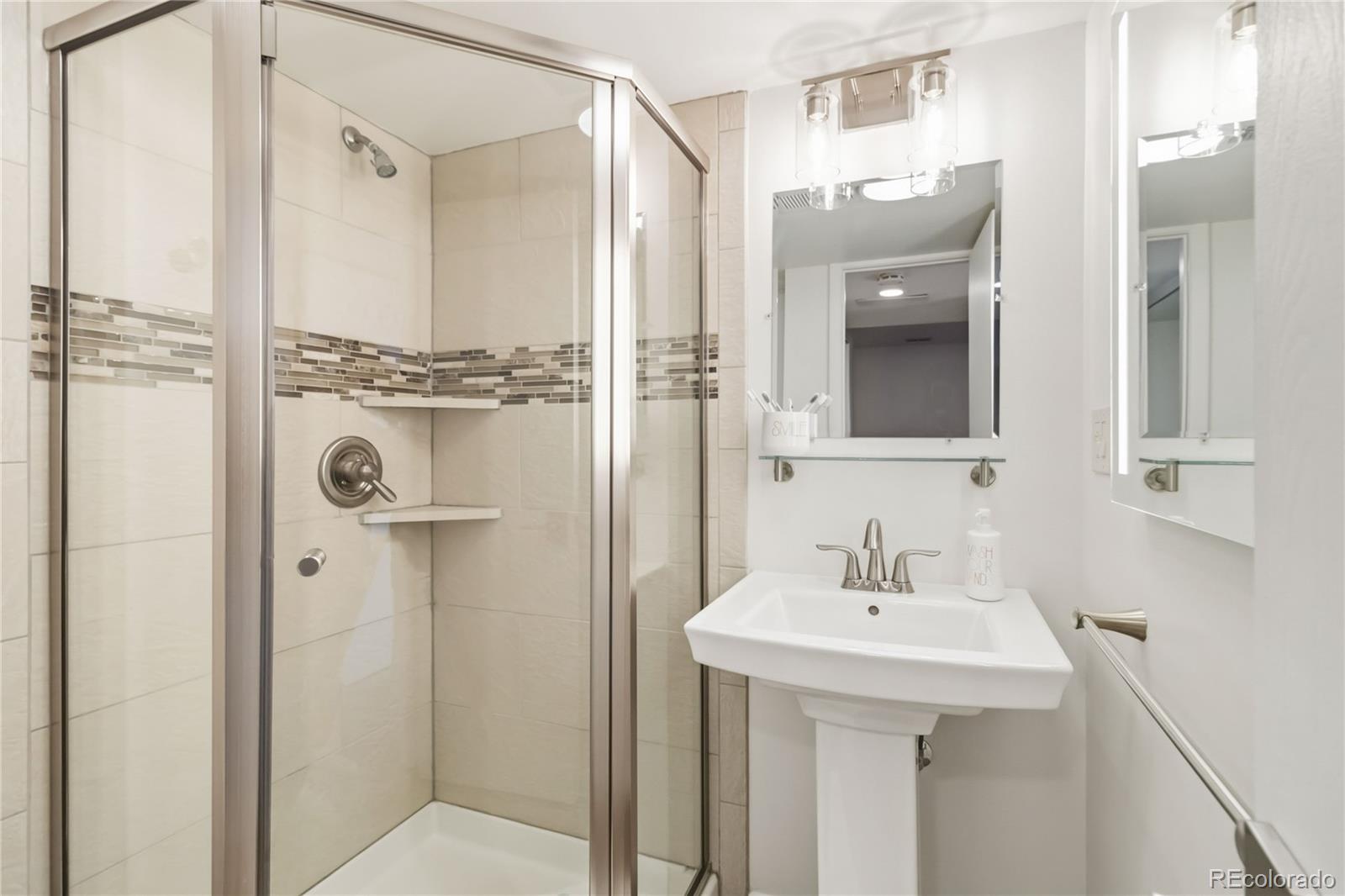 MLS Image #32 for 5017 s quintero circle,aurora, Colorado