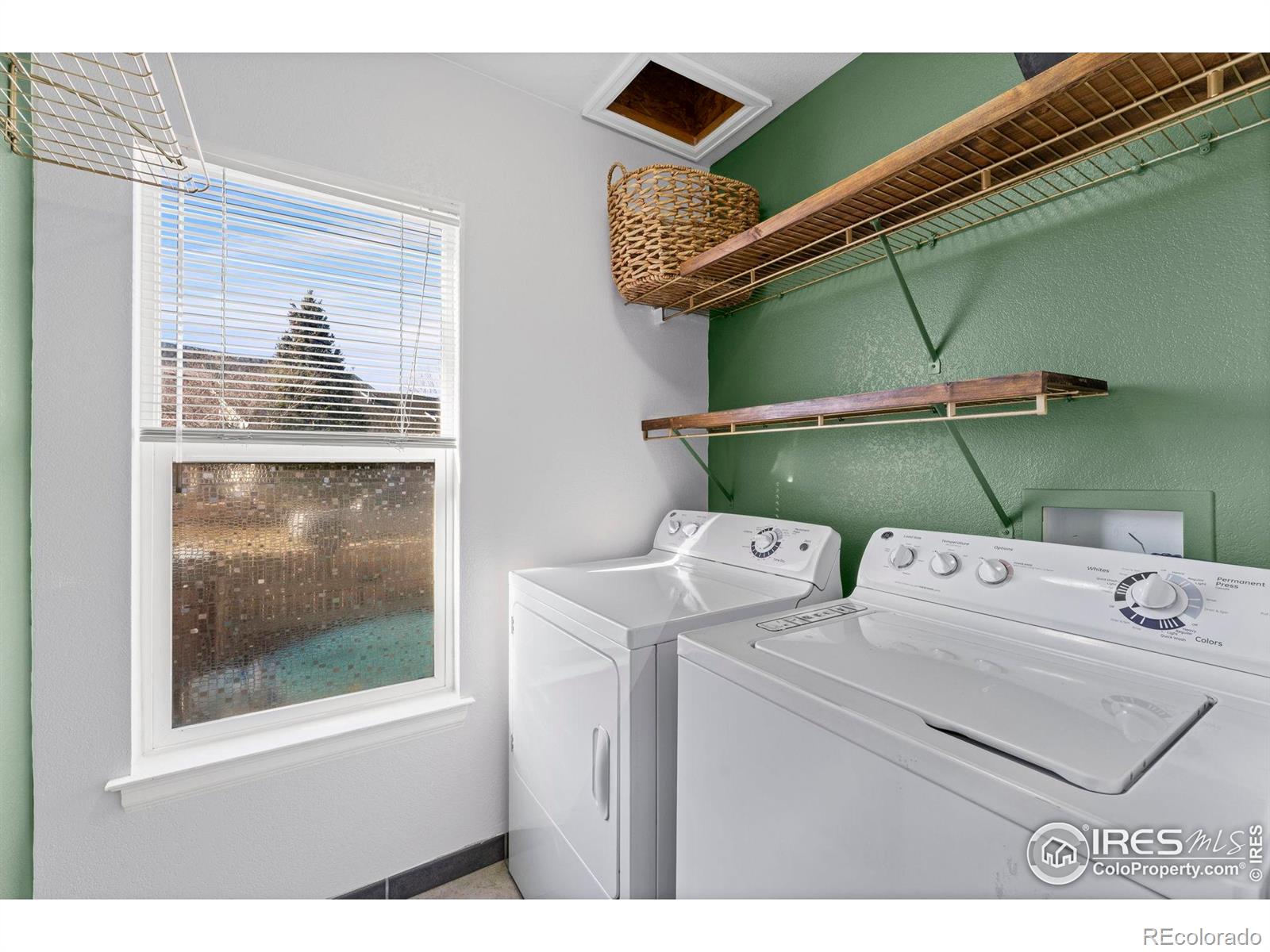 MLS Image #12 for 3598  larkspur drive,longmont, Colorado