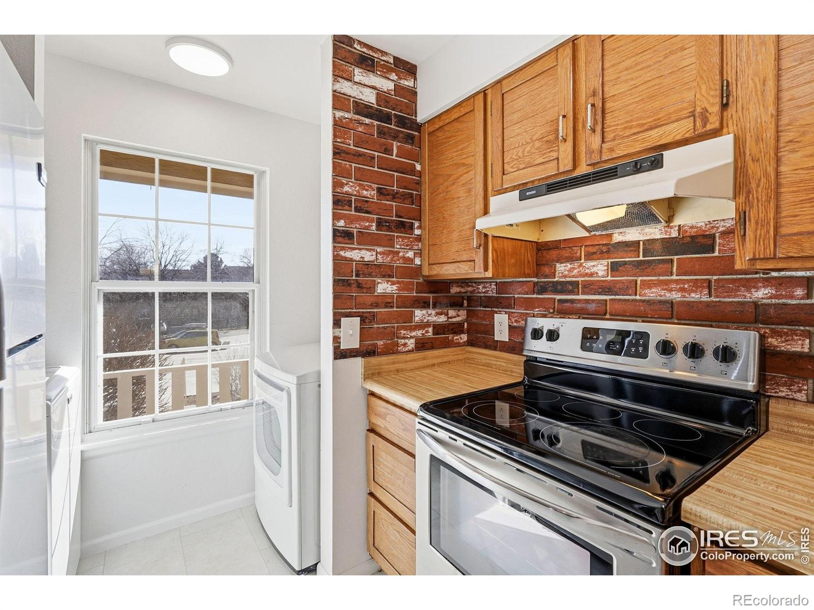 MLS Image #7 for 321  pheasant run,louisville, Colorado