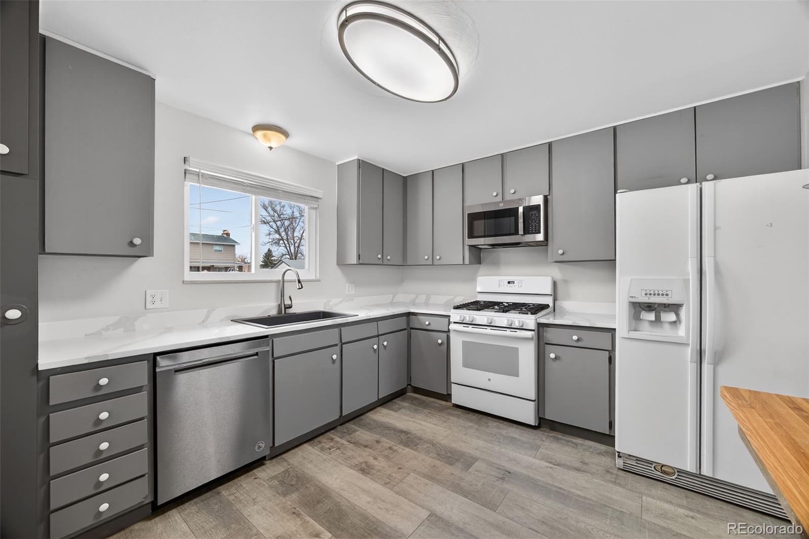 MLS Image #15 for 9931  clark drive,northglenn, Colorado
