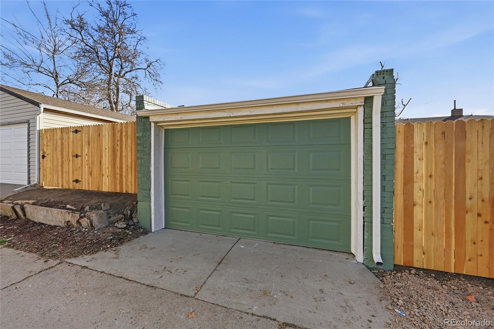 MLS Image #33 for 2839 n fillmore street,denver, Colorado