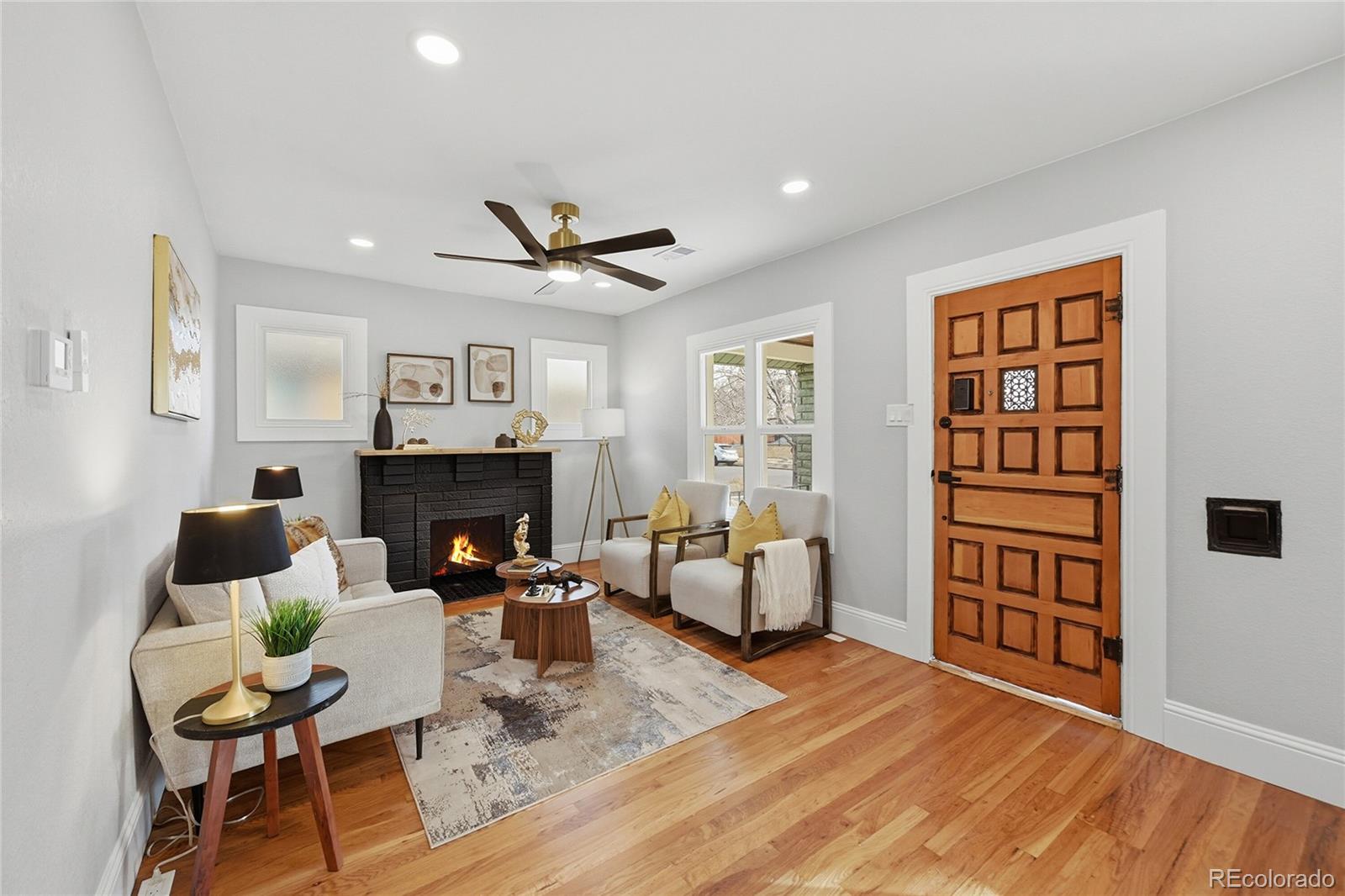 MLS Image #5 for 2839 n fillmore street,denver, Colorado