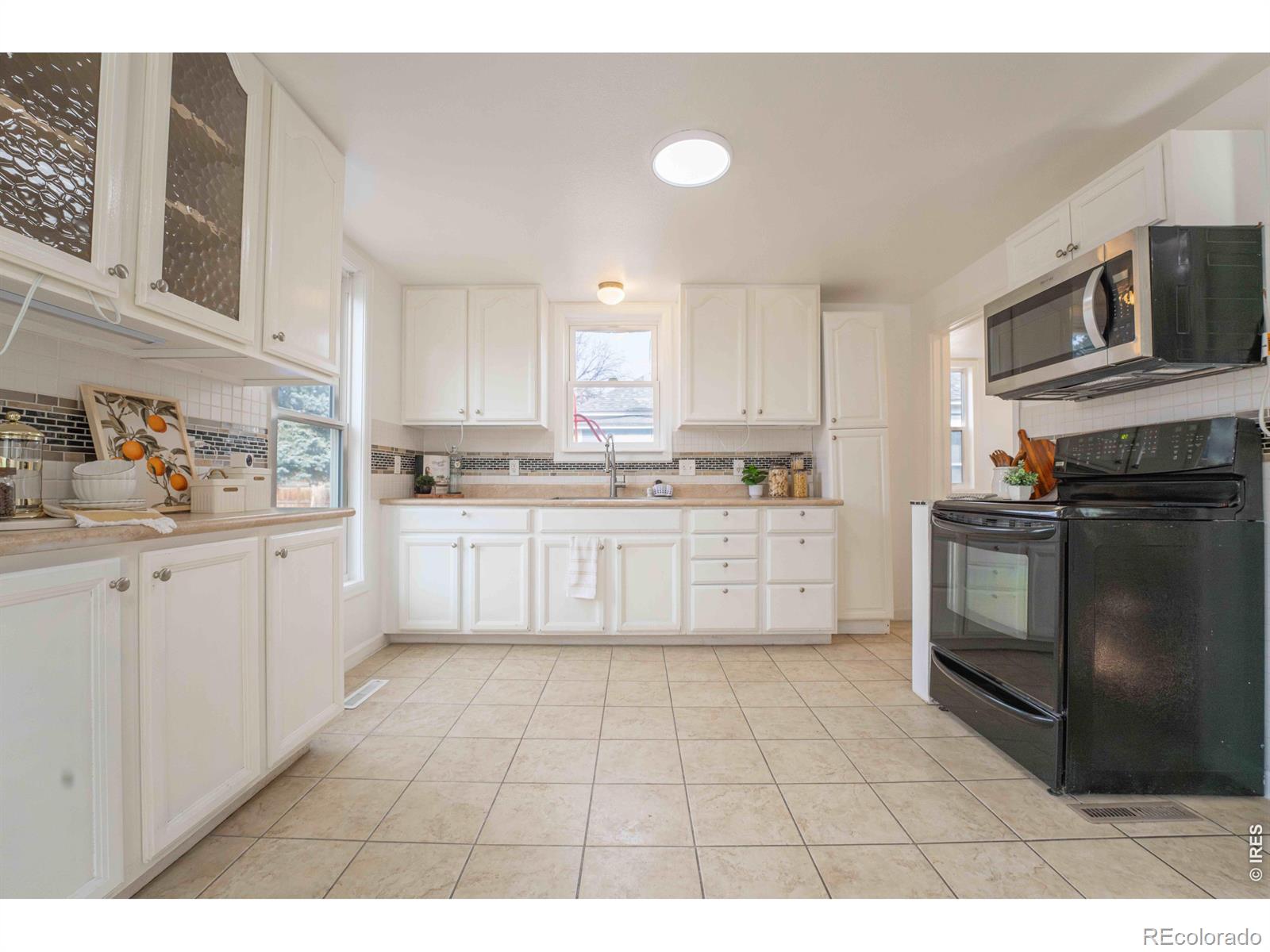 MLS Image #6 for 323  whedbee street,fort collins, Colorado