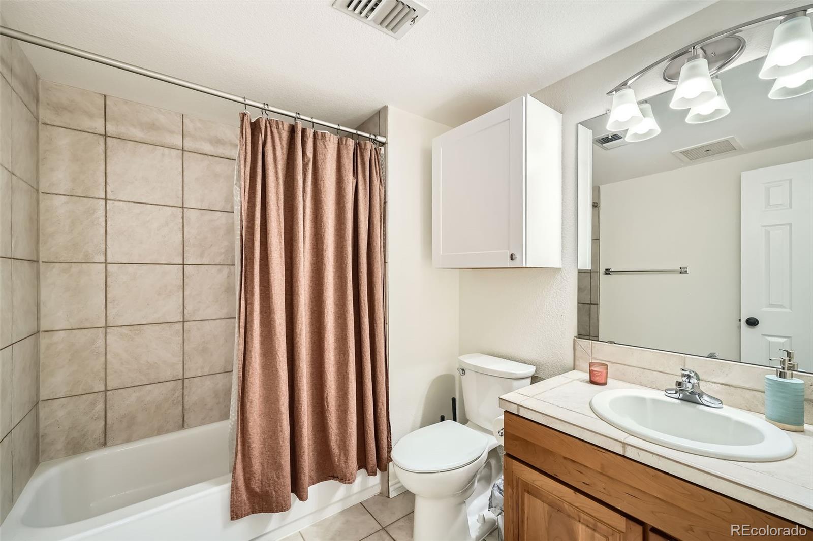 MLS Image #17 for 2901  wyandot street 8,denver, Colorado