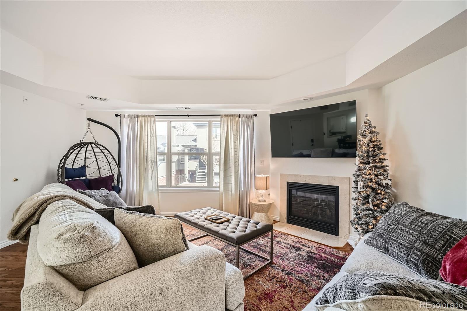 MLS Image #2 for 2901  wyandot street 8,denver, Colorado