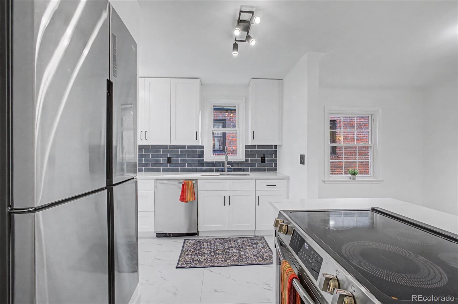 MLS Image #10 for 3444 n saint paul street,denver, Colorado