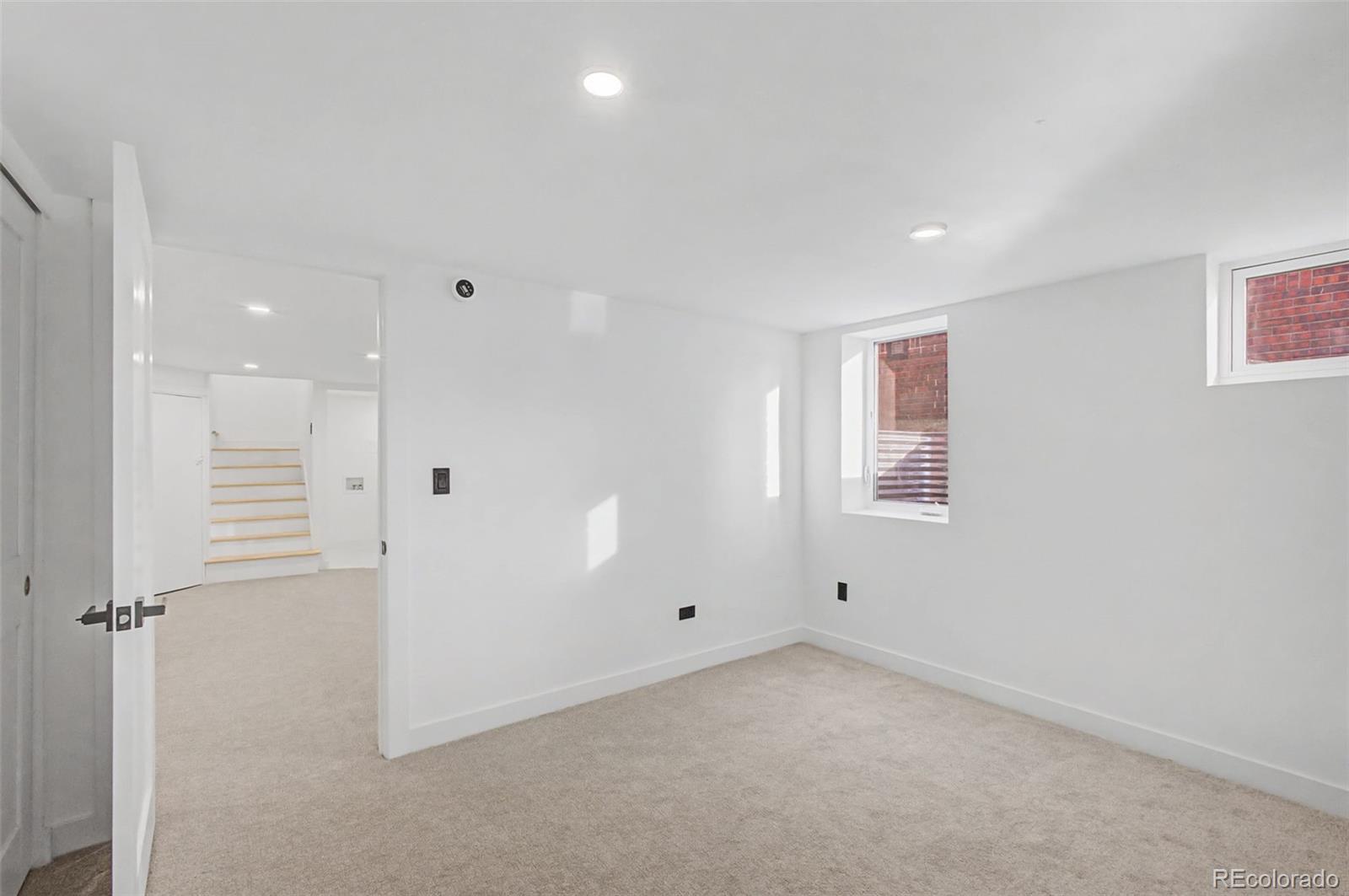 MLS Image #16 for 3444 n saint paul street,denver, Colorado