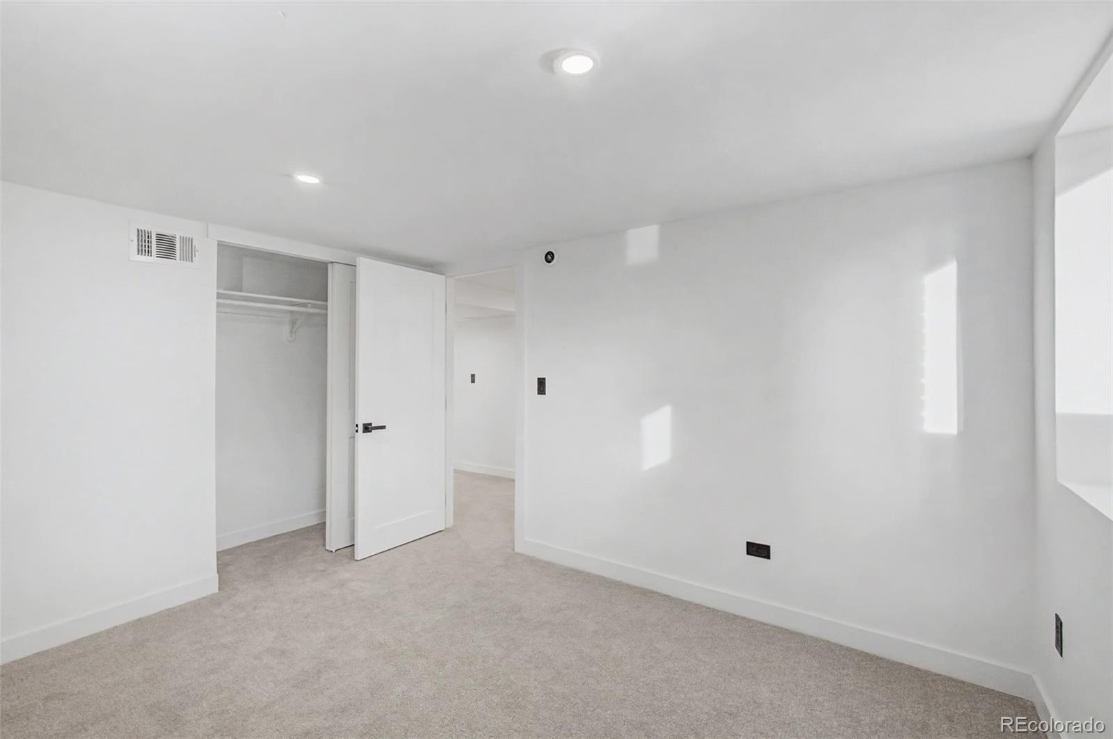 MLS Image #17 for 3444 n saint paul street,denver, Colorado