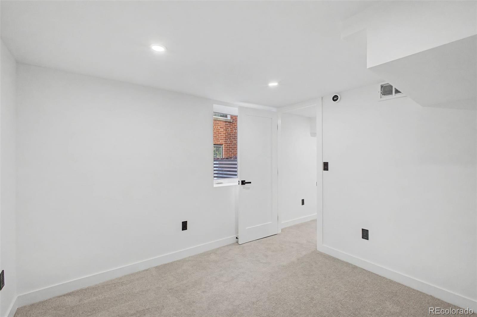 MLS Image #19 for 3444 n saint paul street,denver, Colorado
