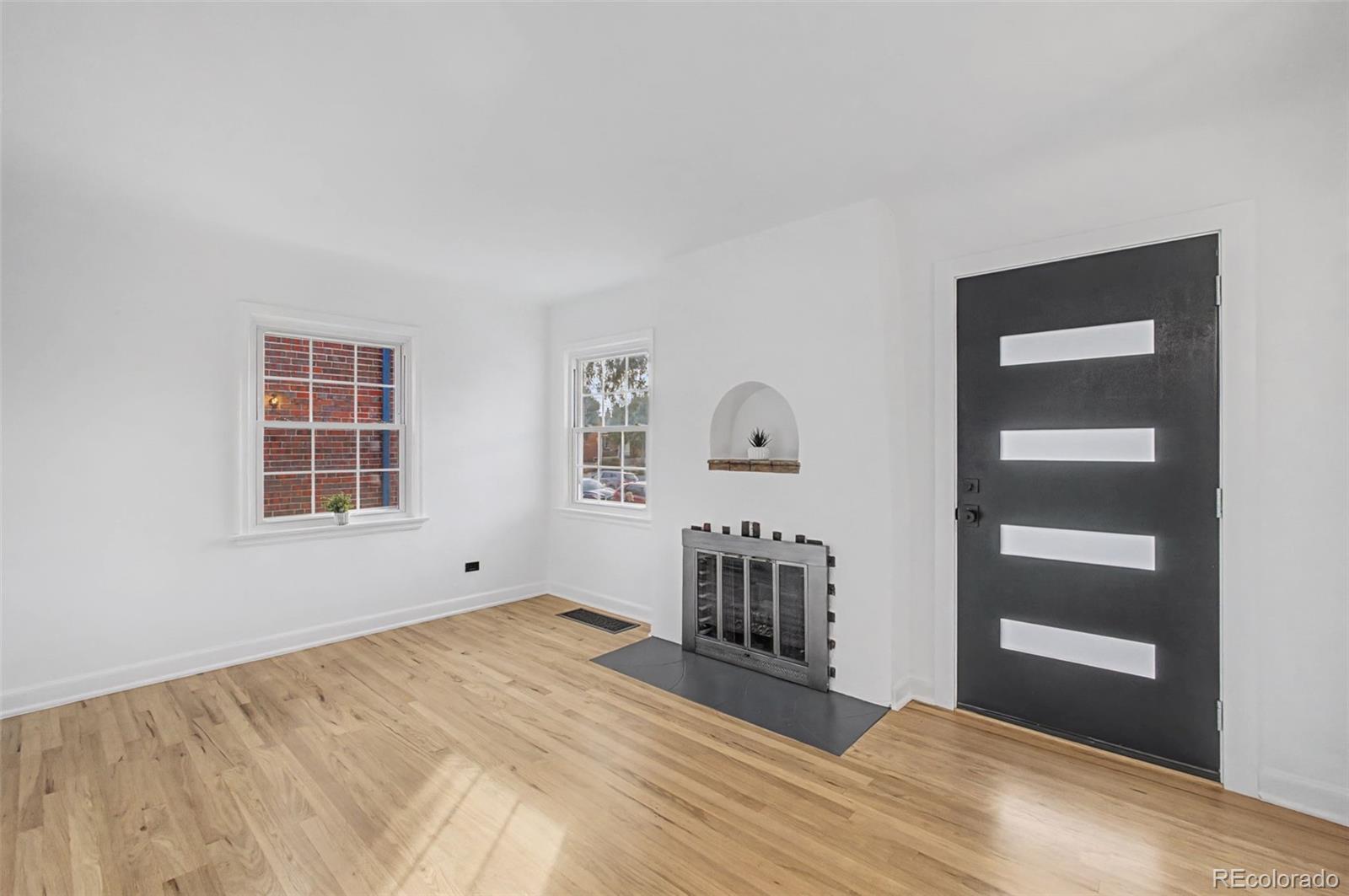 MLS Image #2 for 3444 n saint paul street,denver, Colorado