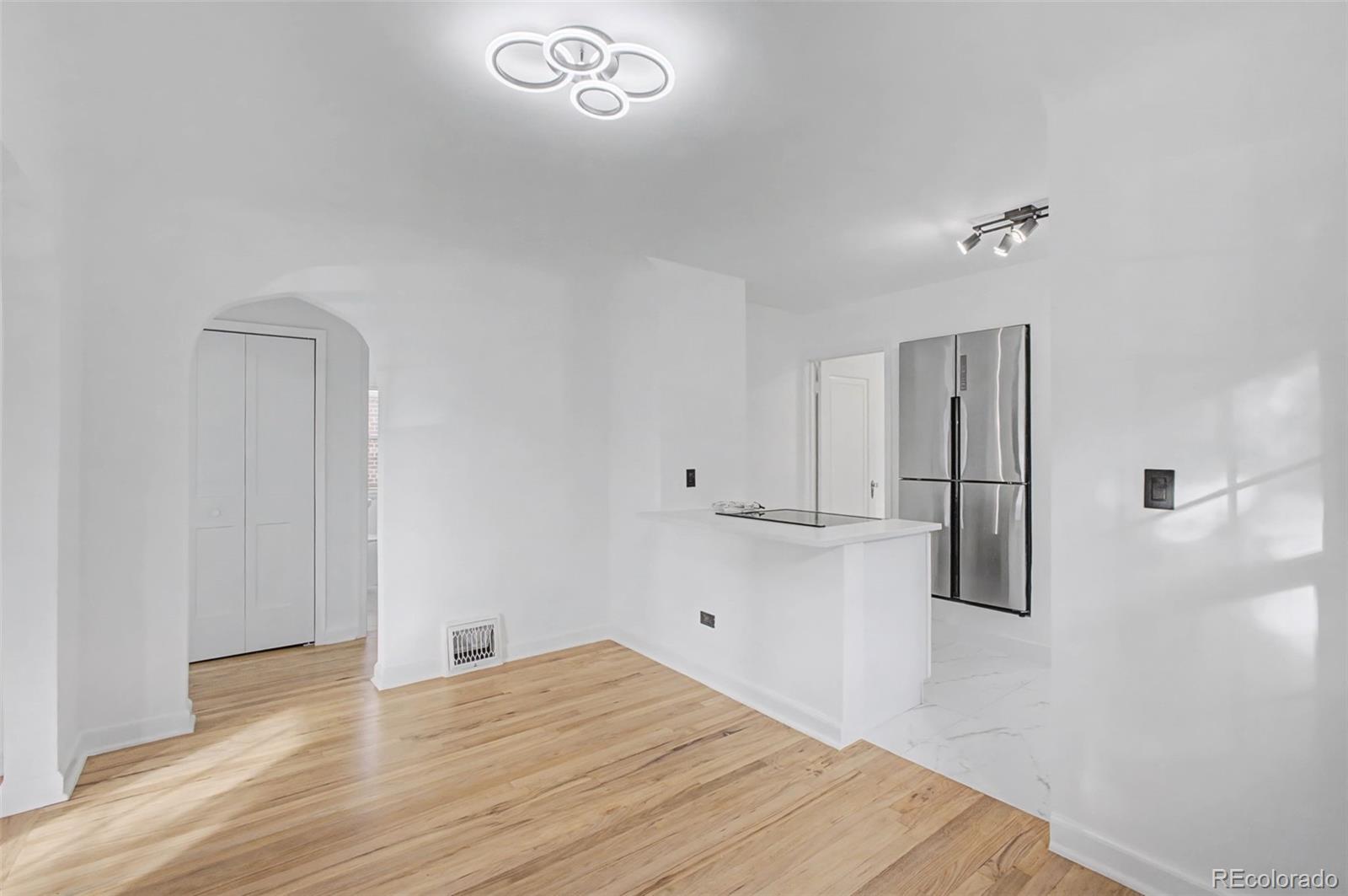 MLS Image #4 for 3444 n saint paul street,denver, Colorado