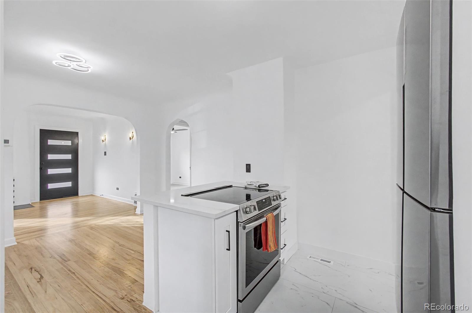 MLS Image #8 for 3444 n saint paul street,denver, Colorado