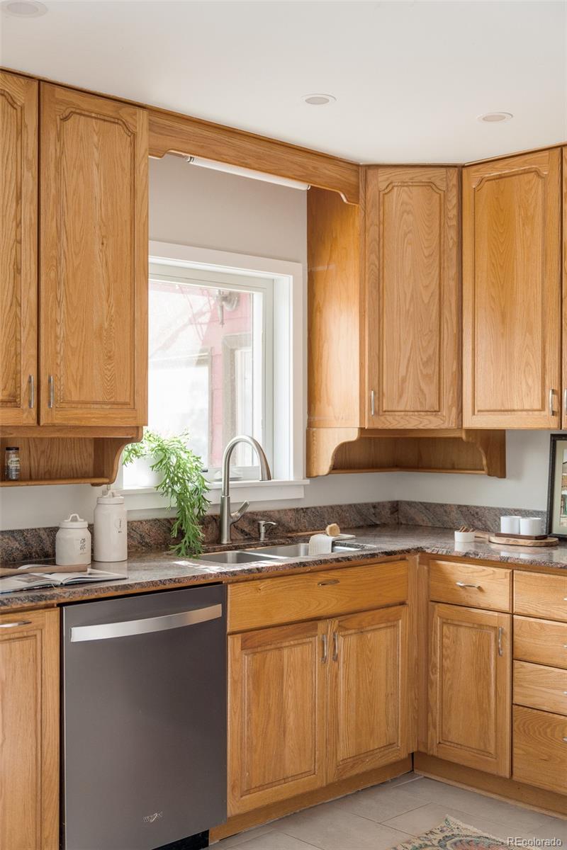 MLS Image #13 for 9656  rensselaer drive,arvada, Colorado