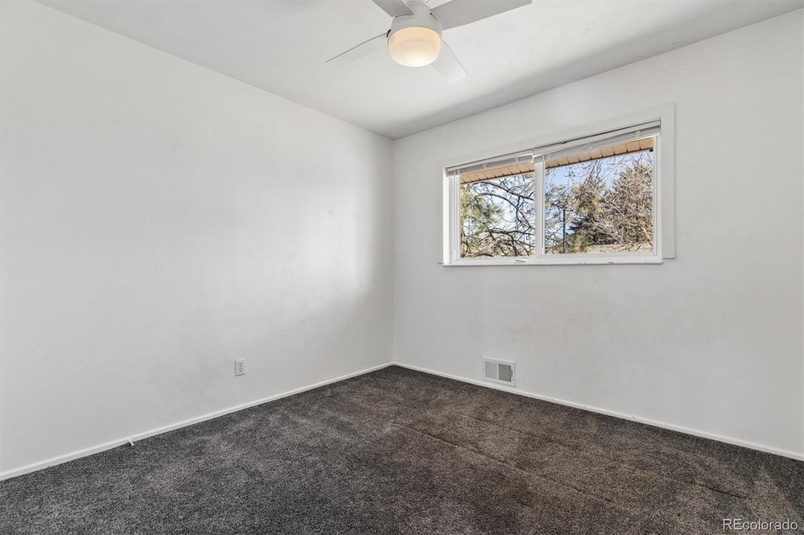 MLS Image #12 for 2725 s zurich court,denver, Colorado