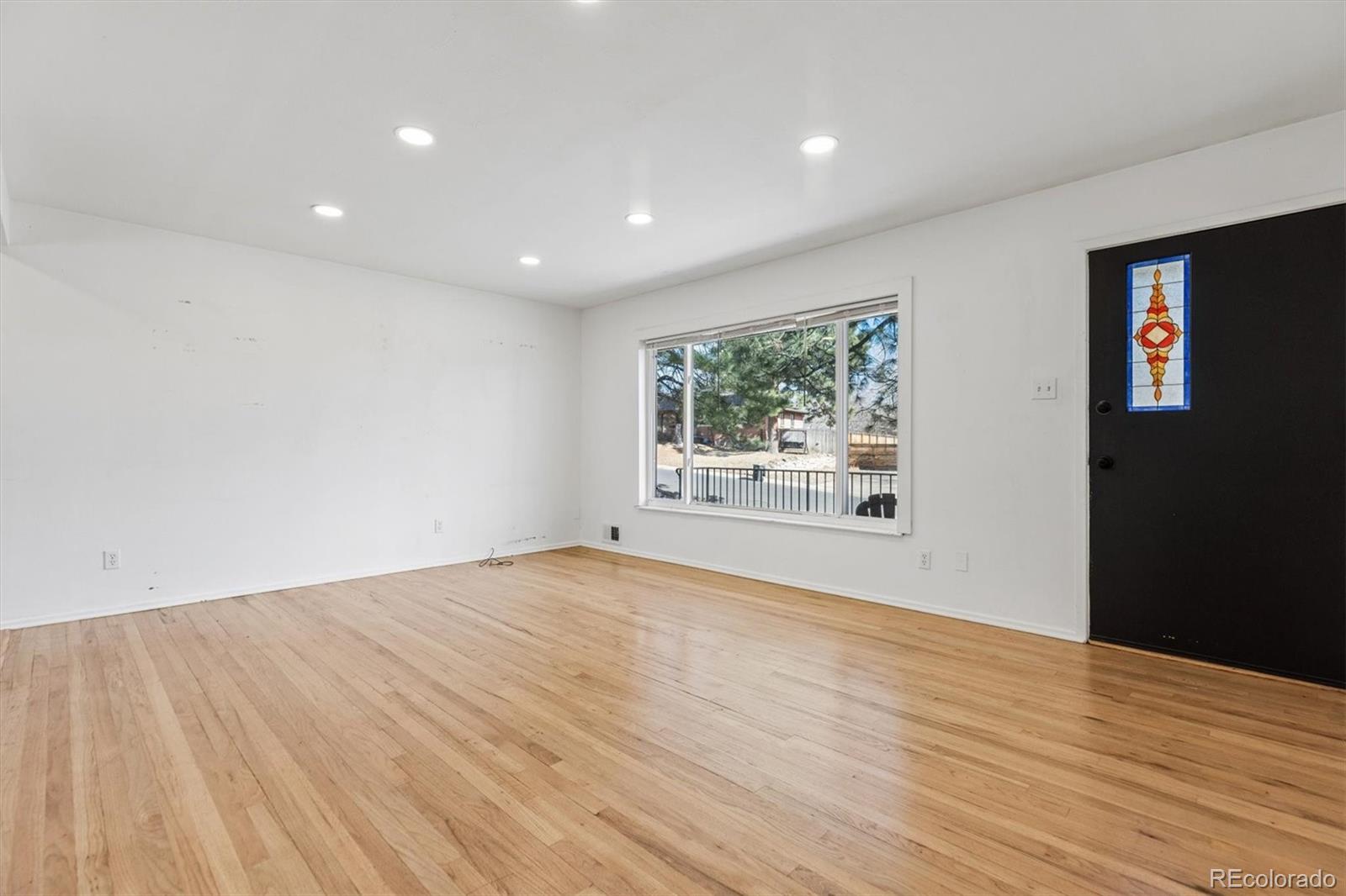 MLS Image #3 for 2725 s zurich court,denver, Colorado