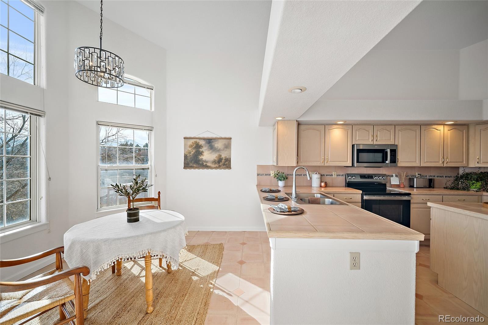 MLS Image #12 for 5025  vista del sol point ,colorado springs, Colorado