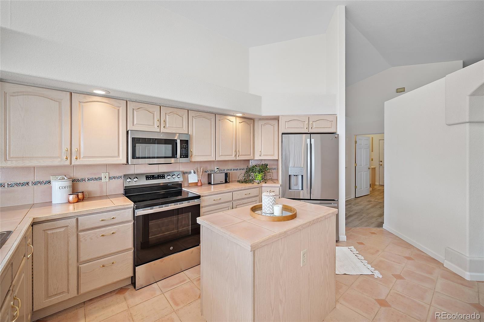 MLS Image #15 for 5025  vista del sol point ,colorado springs, Colorado