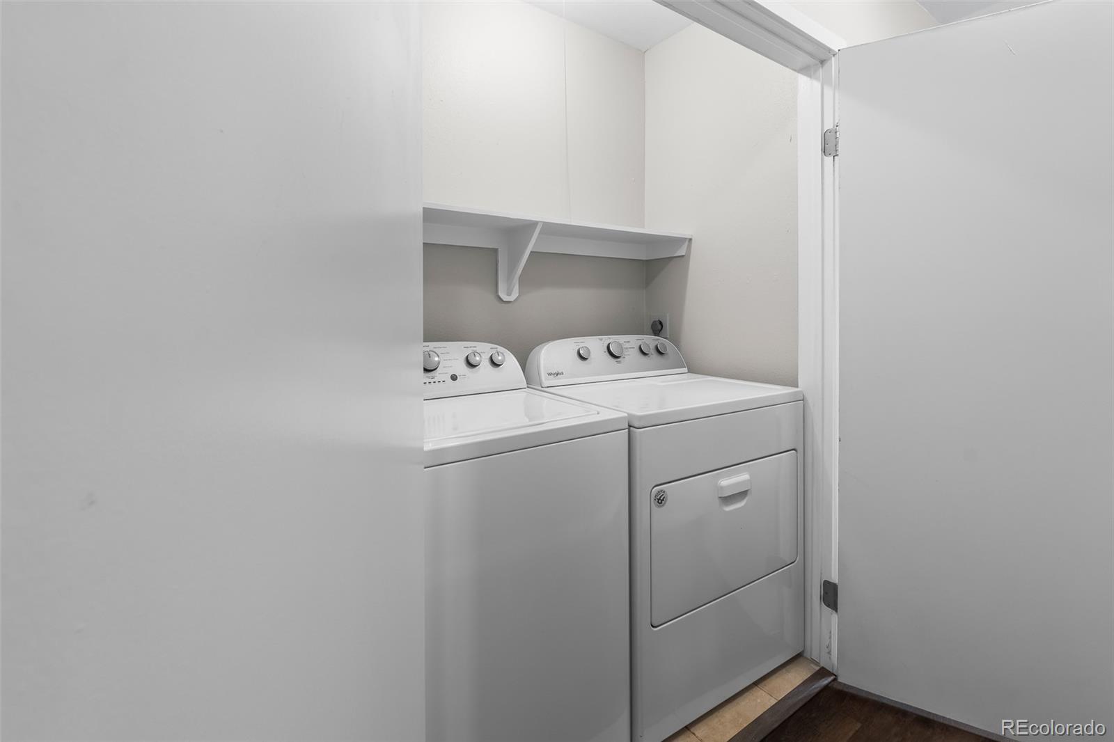 MLS Image #11 for 2274  coronado parkway,denver, Colorado