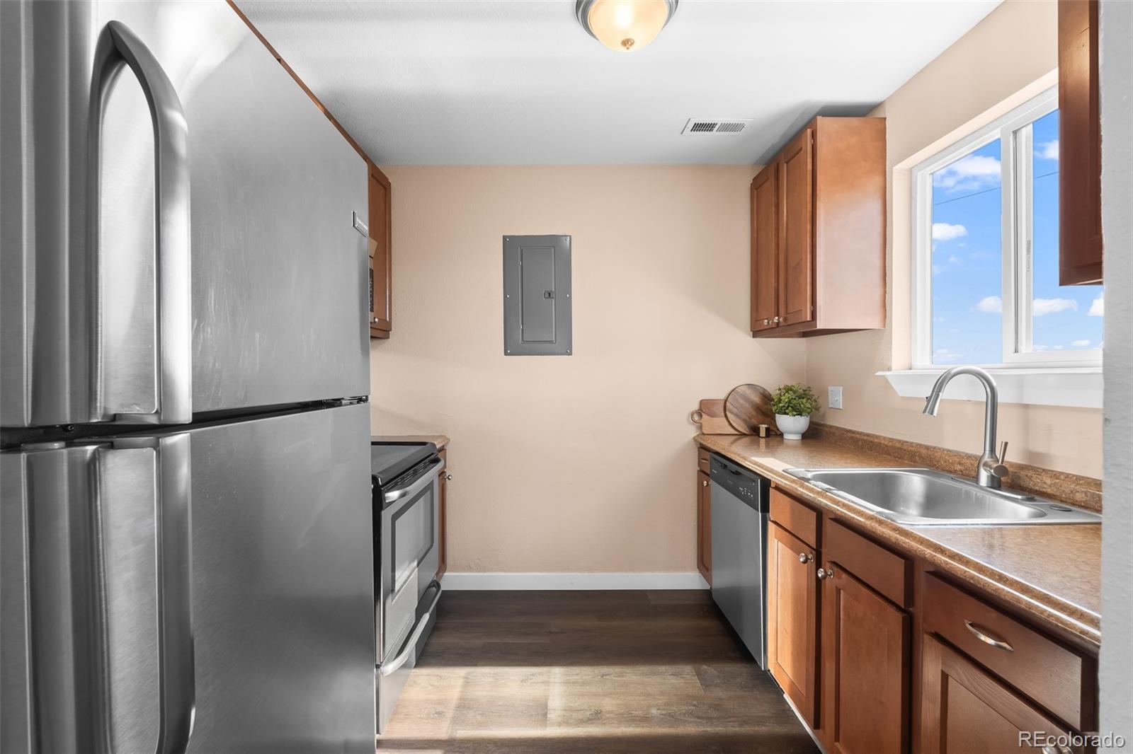 MLS Image #6 for 2274  coronado parkway,denver, Colorado
