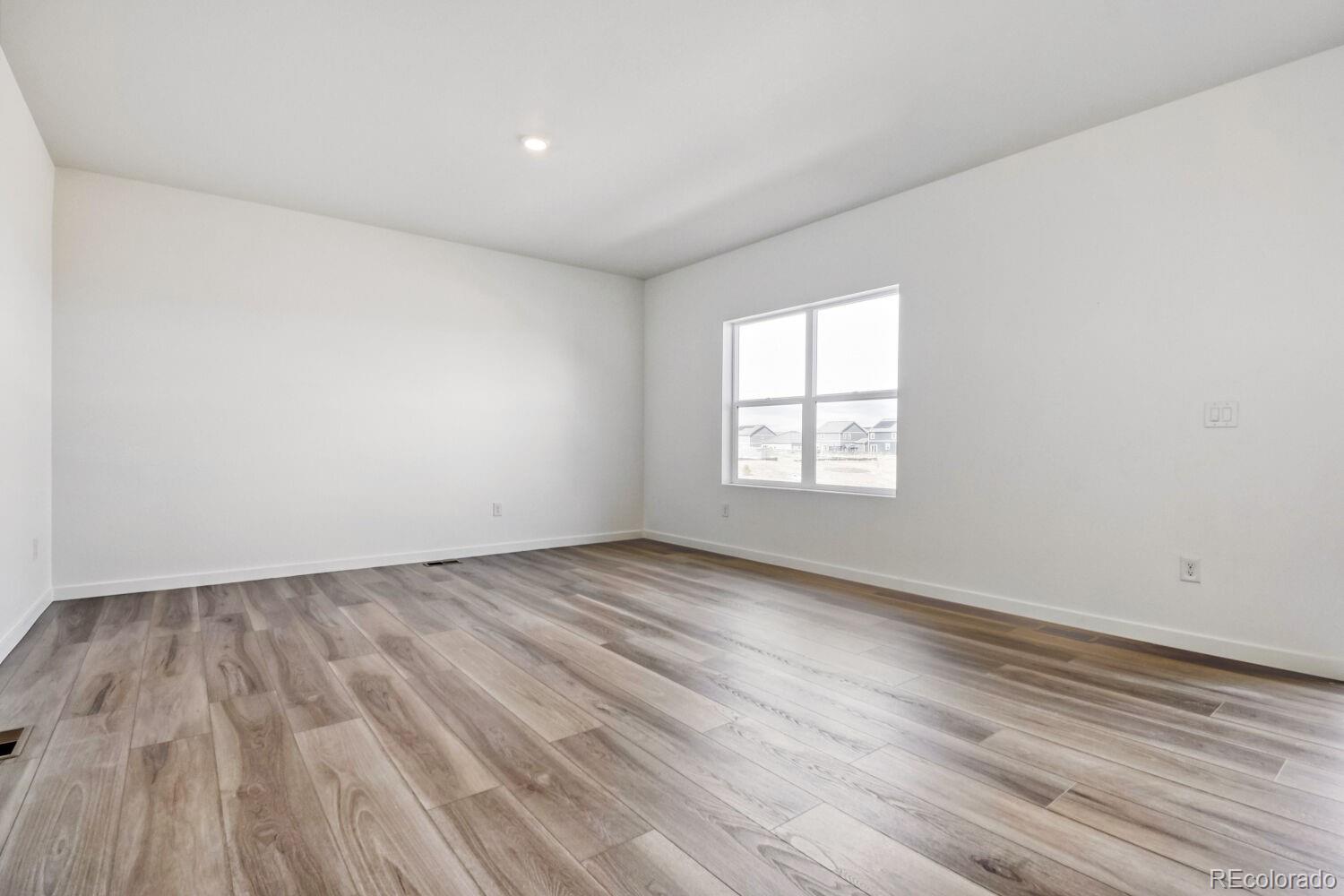 MLS Image #1 for 45907  mill avenue,bennett, Colorado