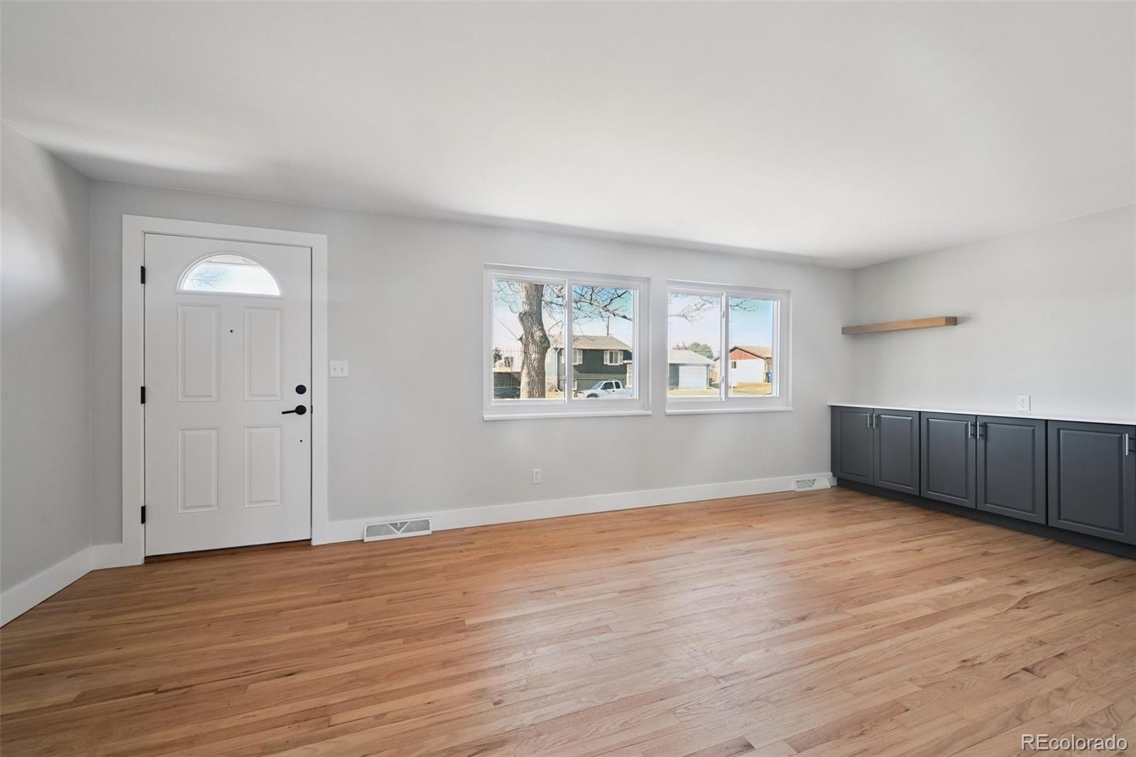 MLS Image #2 for 846  oak street,lakewood, Colorado
