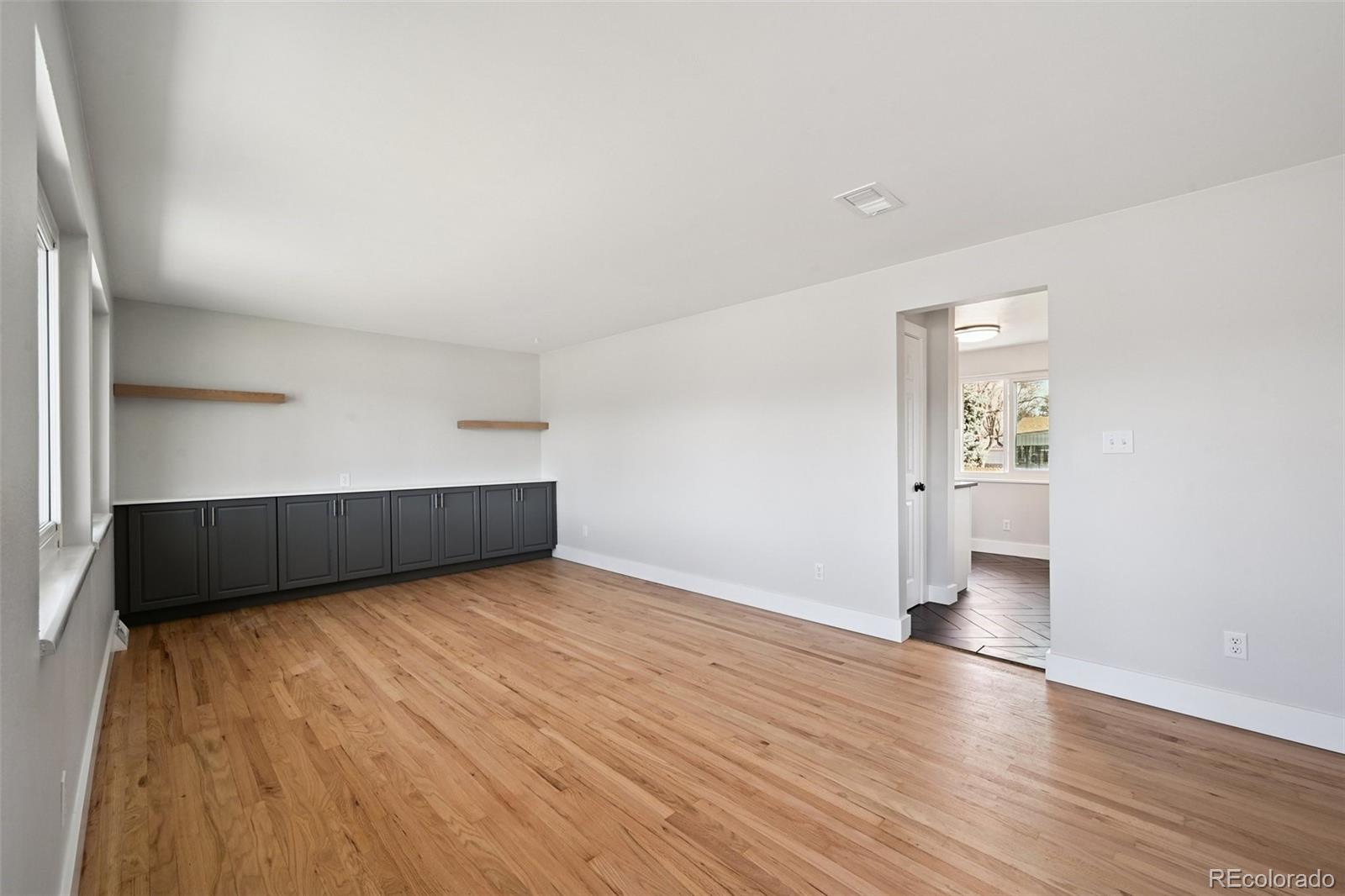 MLS Image #5 for 846  oak street,lakewood, Colorado