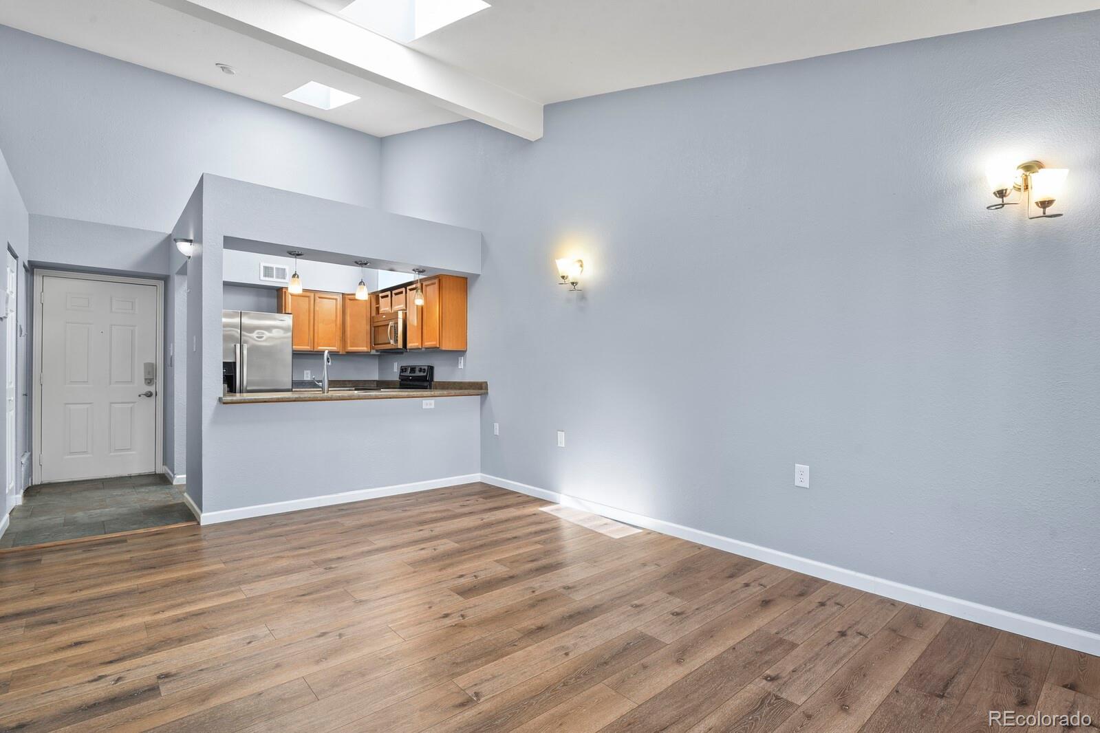 MLS Image #5 for 6475 s dayton street 307,englewood, Colorado