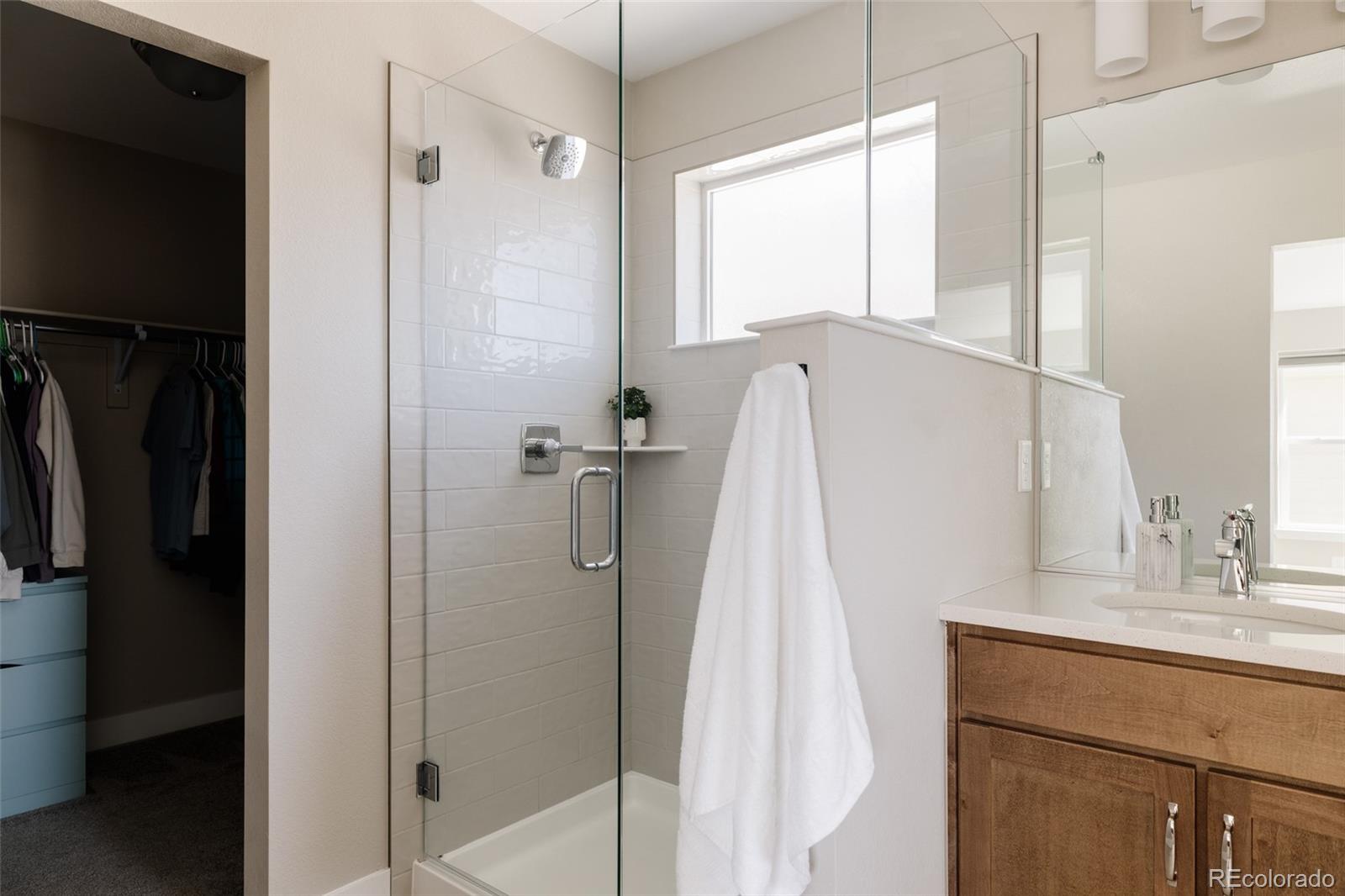 MLS Image #14 for 6166 n dallas way,denver, Colorado