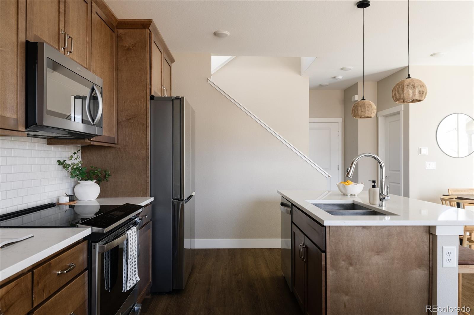 MLS Image #6 for 6166 n dallas way,denver, Colorado