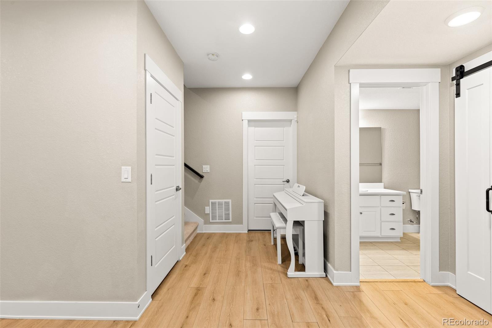 MLS Image #30 for 5234  chester street,denver, Colorado