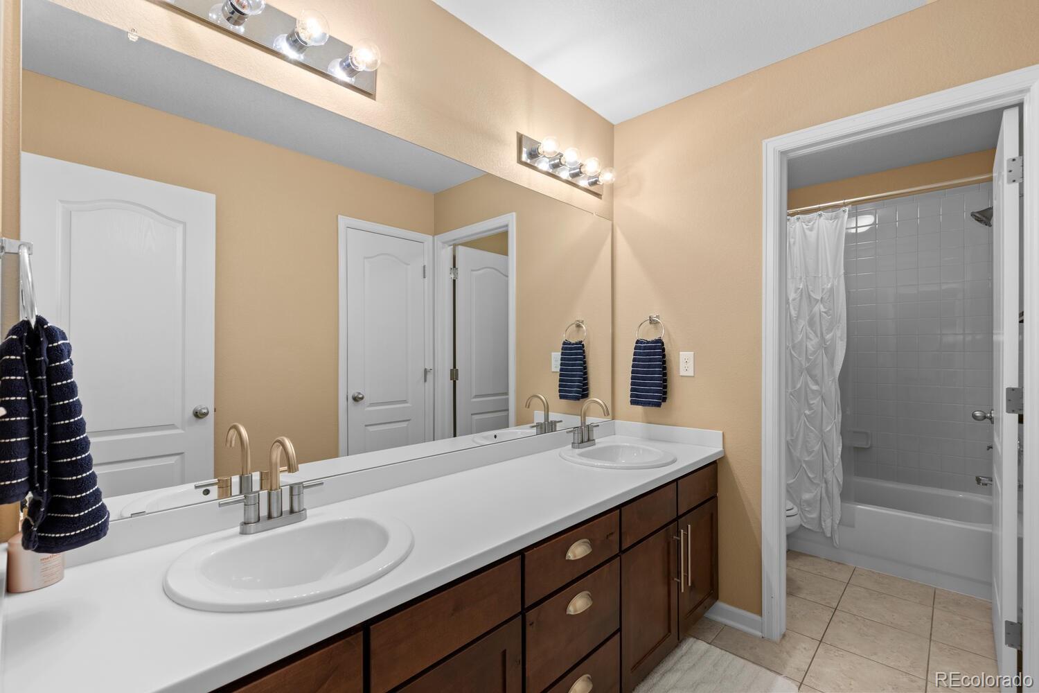 MLS Image #29 for 23753 e briarwood drive,aurora, Colorado