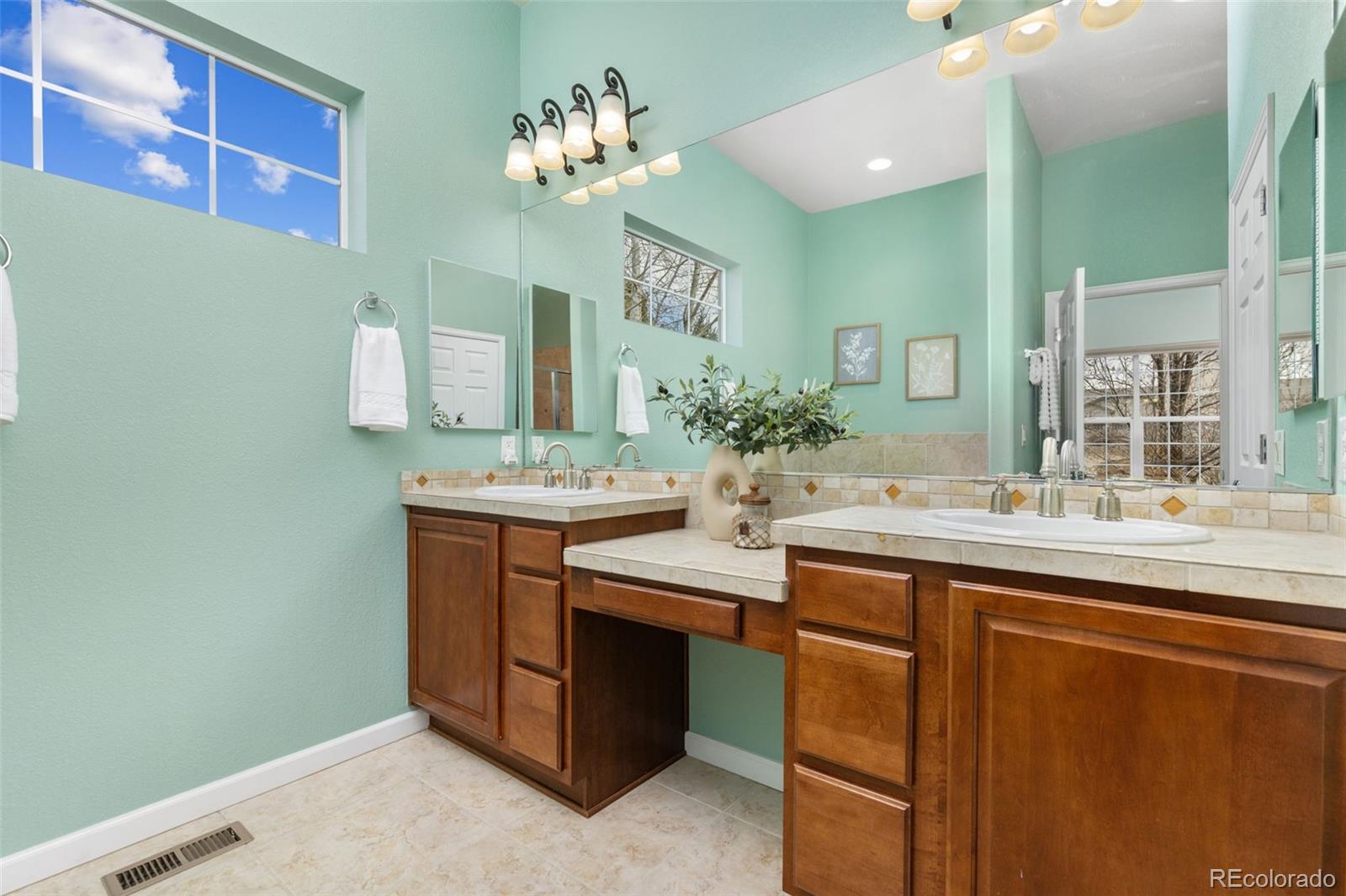 MLS Image #18 for 4152  centennial drive,broomfield, Colorado
