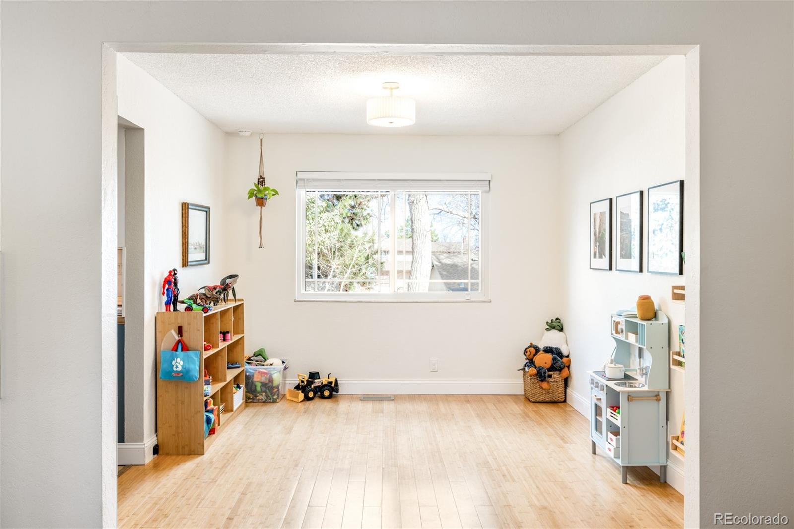 MLS Image #6 for 3804 s helena way,aurora, Colorado