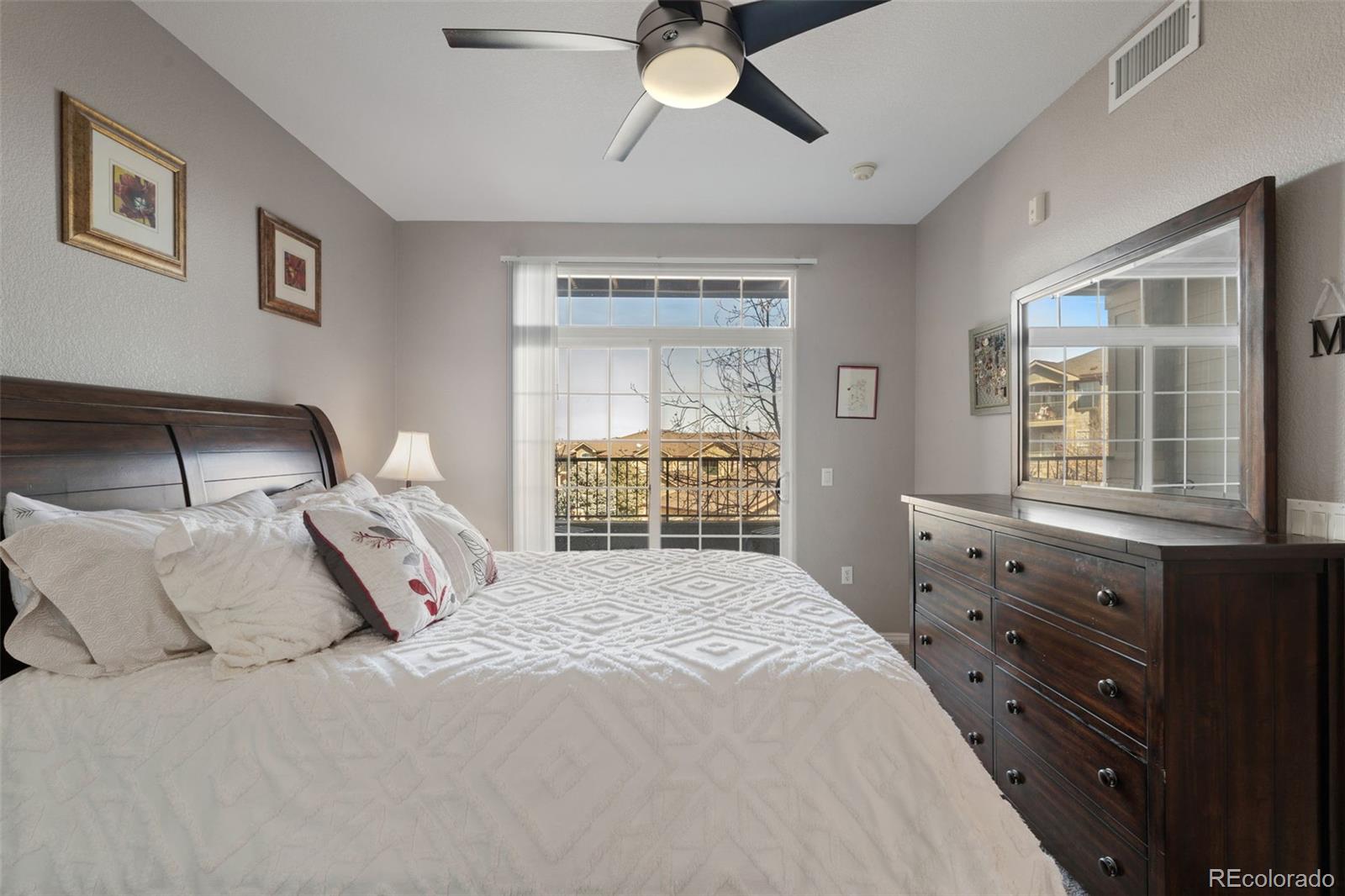MLS Image #17 for 18611  stroh road 5204,parker, Colorado